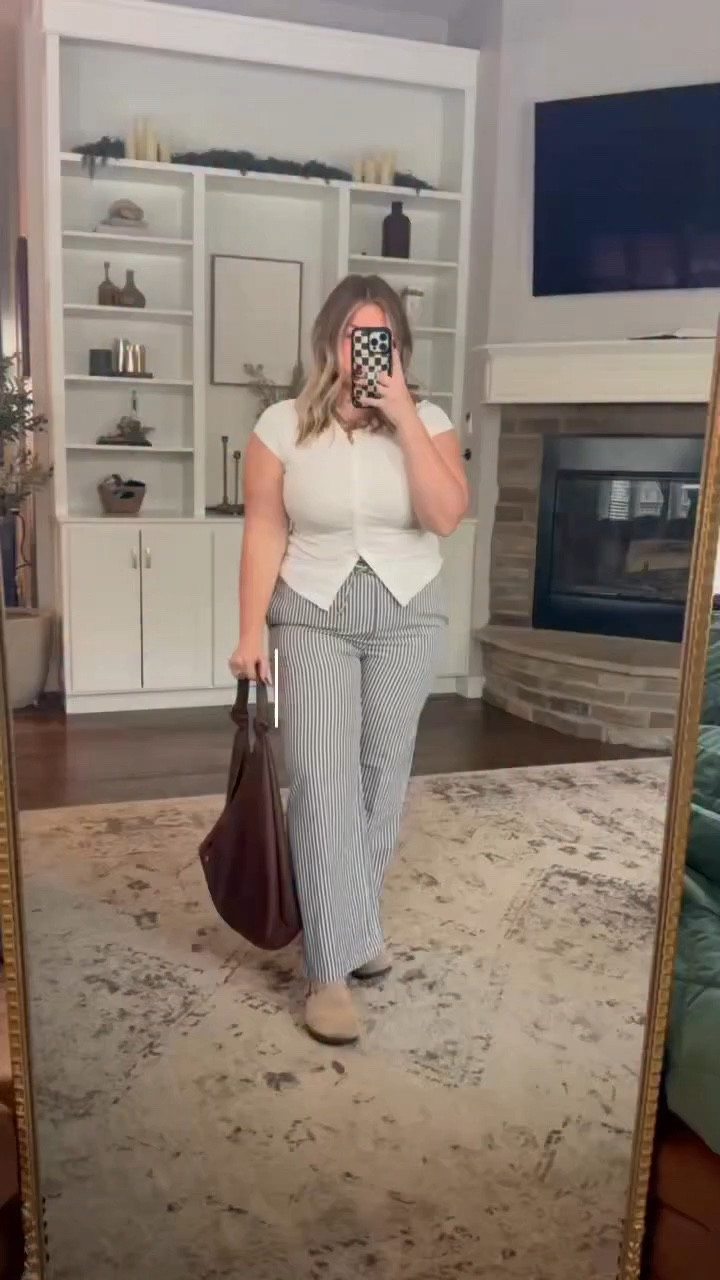 just a realistic mom outfit that actually makes me feel put together 🤎 comfy, flattering, and zero effort… this is my everyday go-to lately!! 

#LTKMidsize #LTKootd #LTKmomlife
