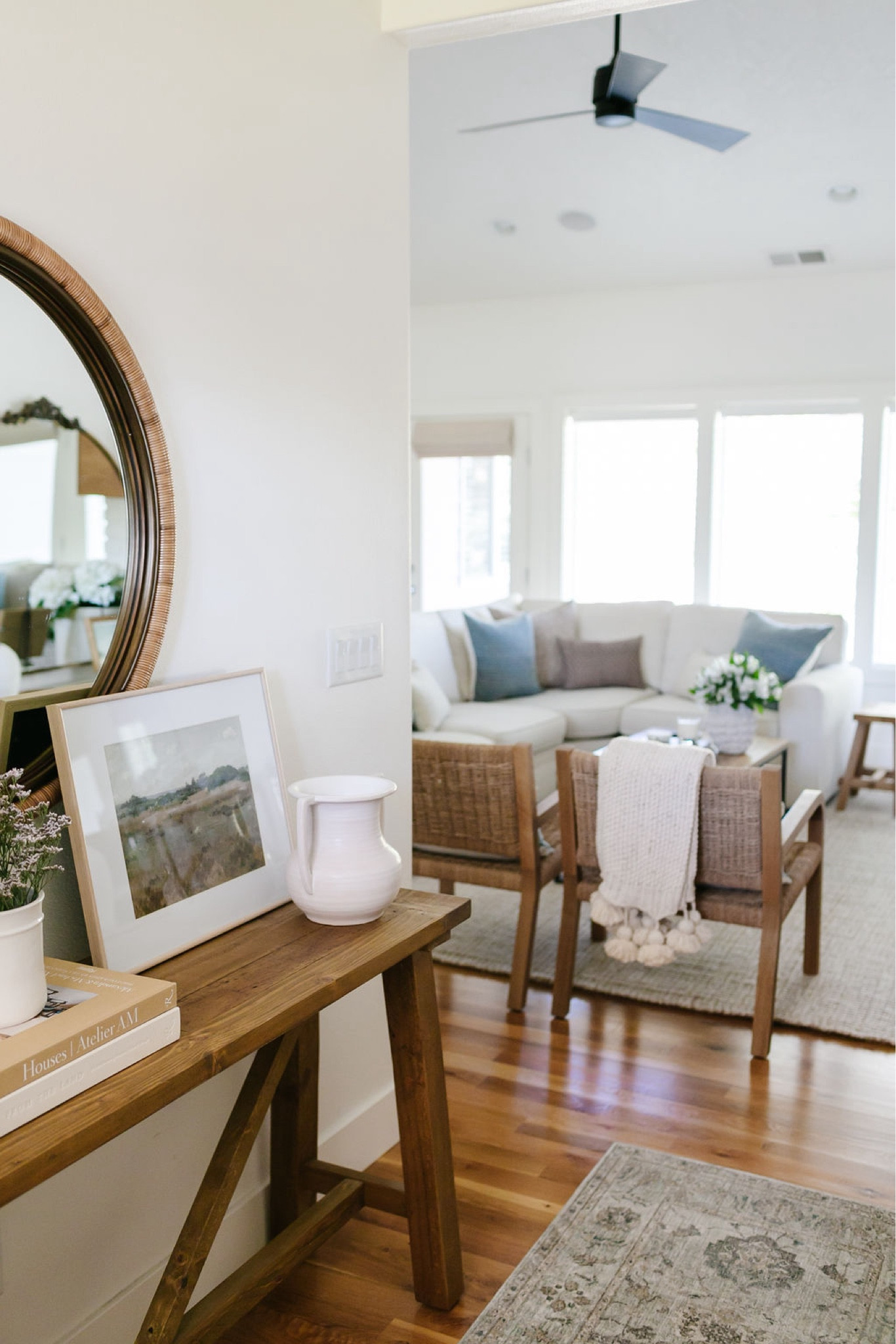 Living room decor, entryway decor. Console table  

#LTKHome #LTKSaleAlert #LTKStyleTip