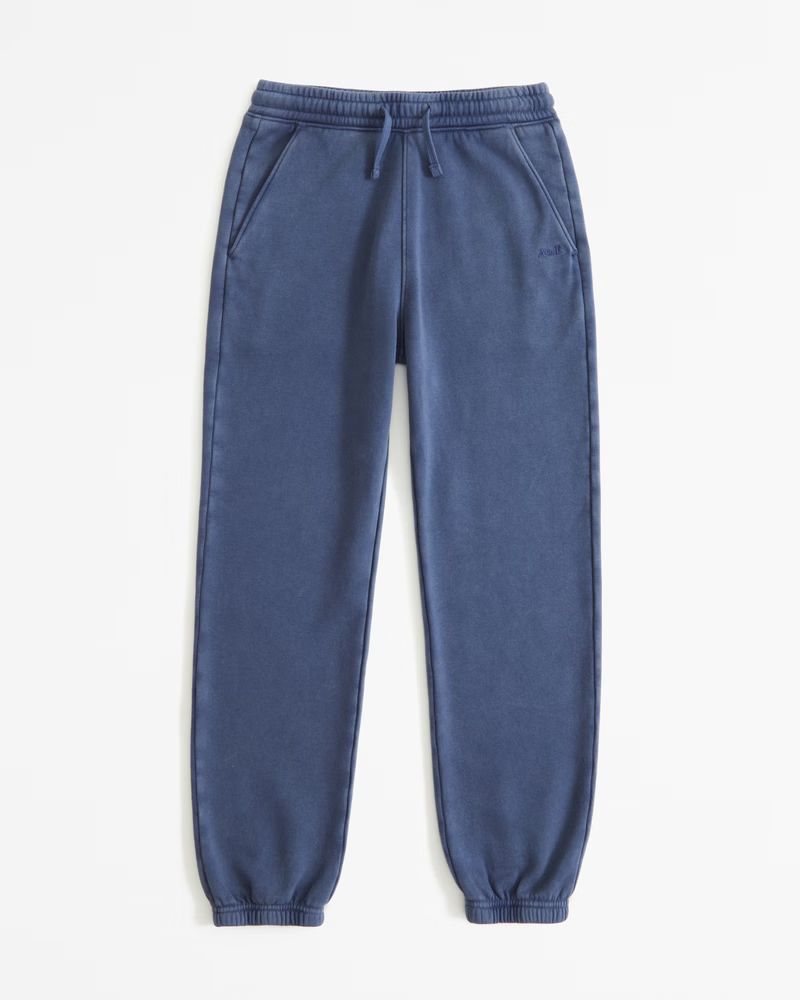 boys a&f essential loose sweatpants | boys new arrivals | Abercrombie.com | Abercrombie & Fitch (US)