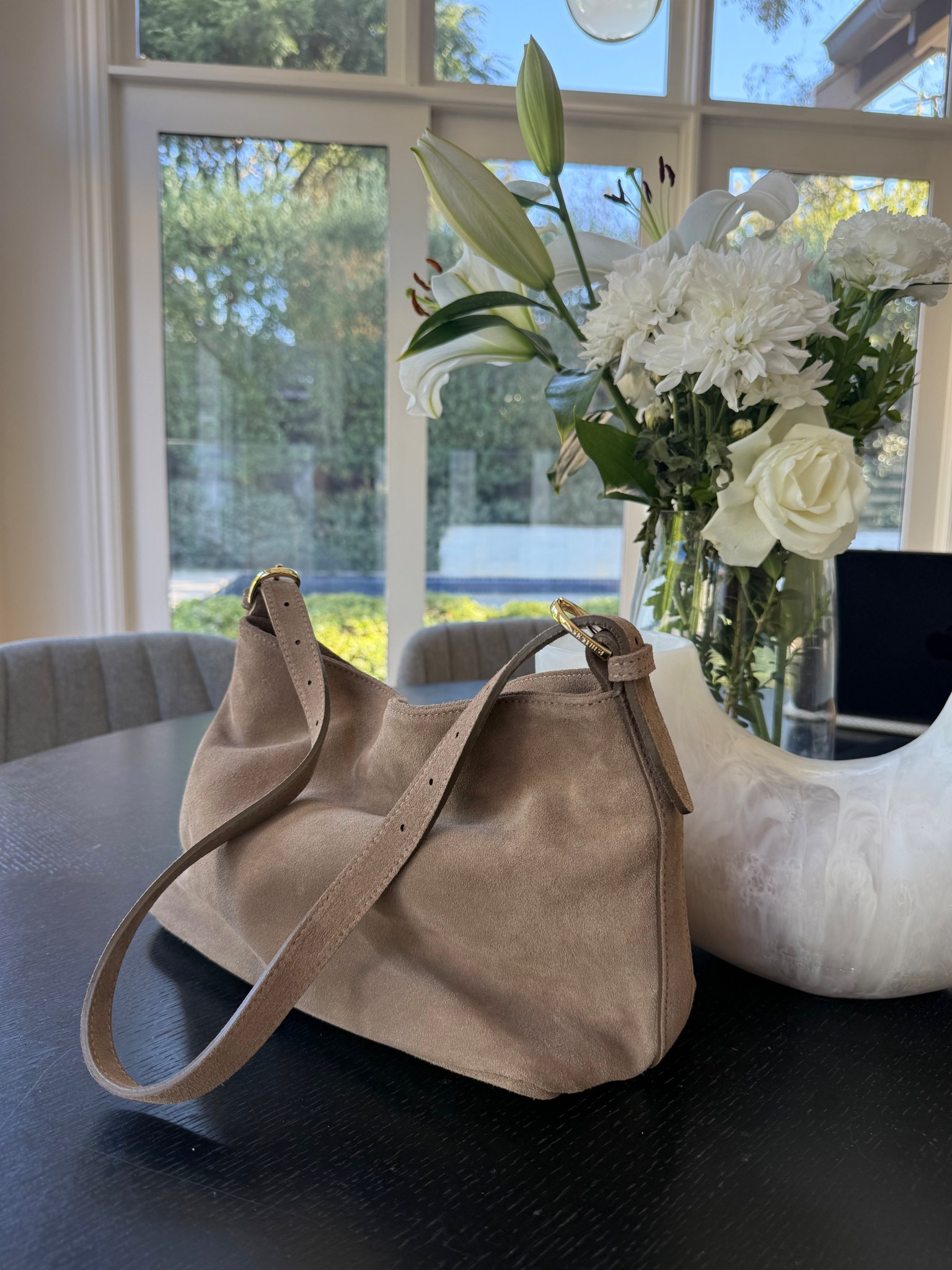 Italian suede shoulder bag in Brown 🤎


#LTKbag #LTKaustralia #LTKstyletip