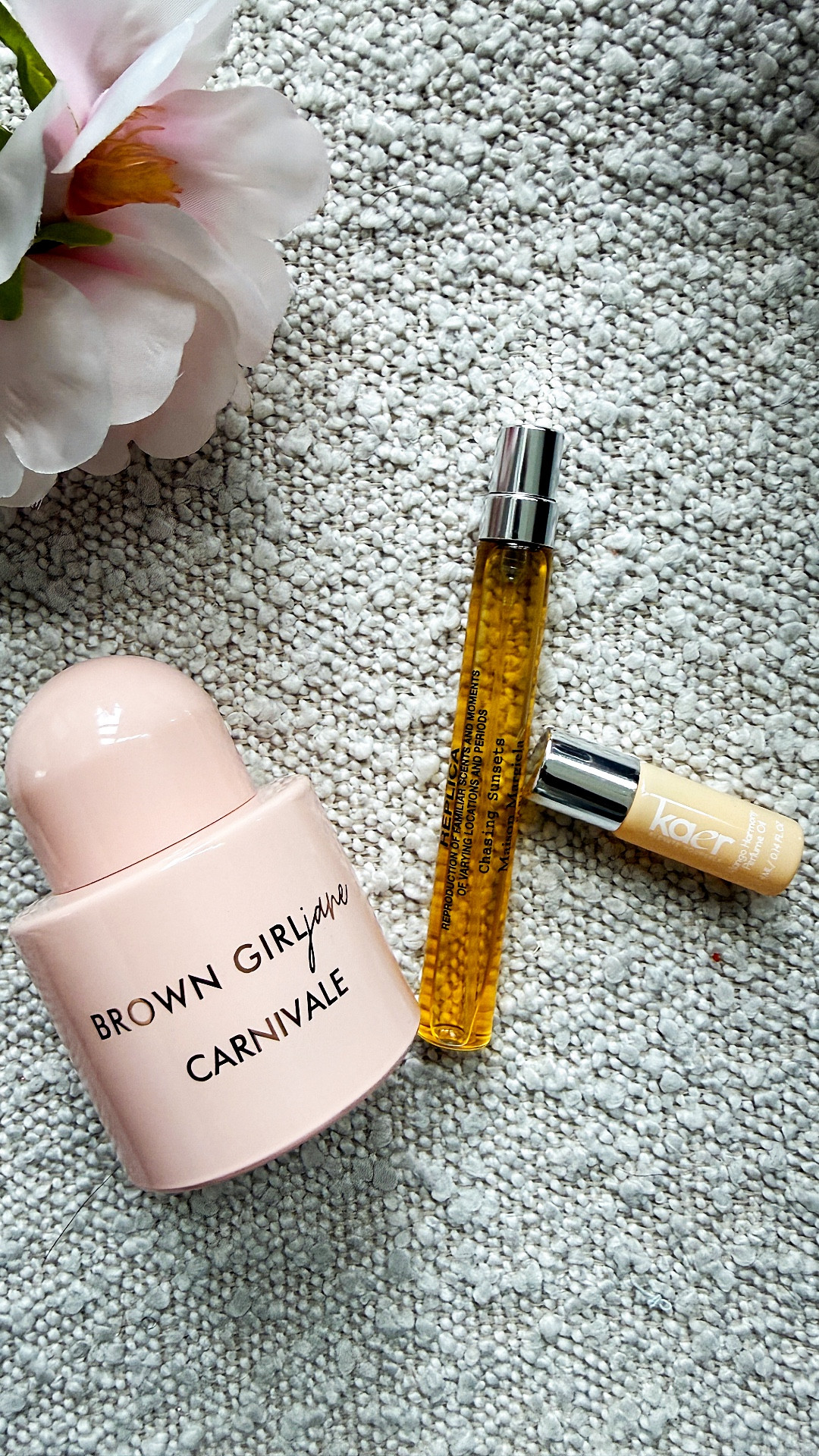   layering combo that smells like golden hour.

I started with Kaers Mango Harmony Perfume Oil, layered Brown Girl Jane Carnivale, and finished with Maison Margiela Replica Chasing Sunset.

The mango oil adds a juicy tropical base, Carnivale brings a playful fruity-floral vibe, and Chasing Sunset wraps everything in a warm glow.

Such a pretty combo for spring and summer days.

#perfumelayering #fragrancecombo #fragrancefavorites #fragrancecommunity

 

#LTKgrwm #LTKselfcare #LTKvlog