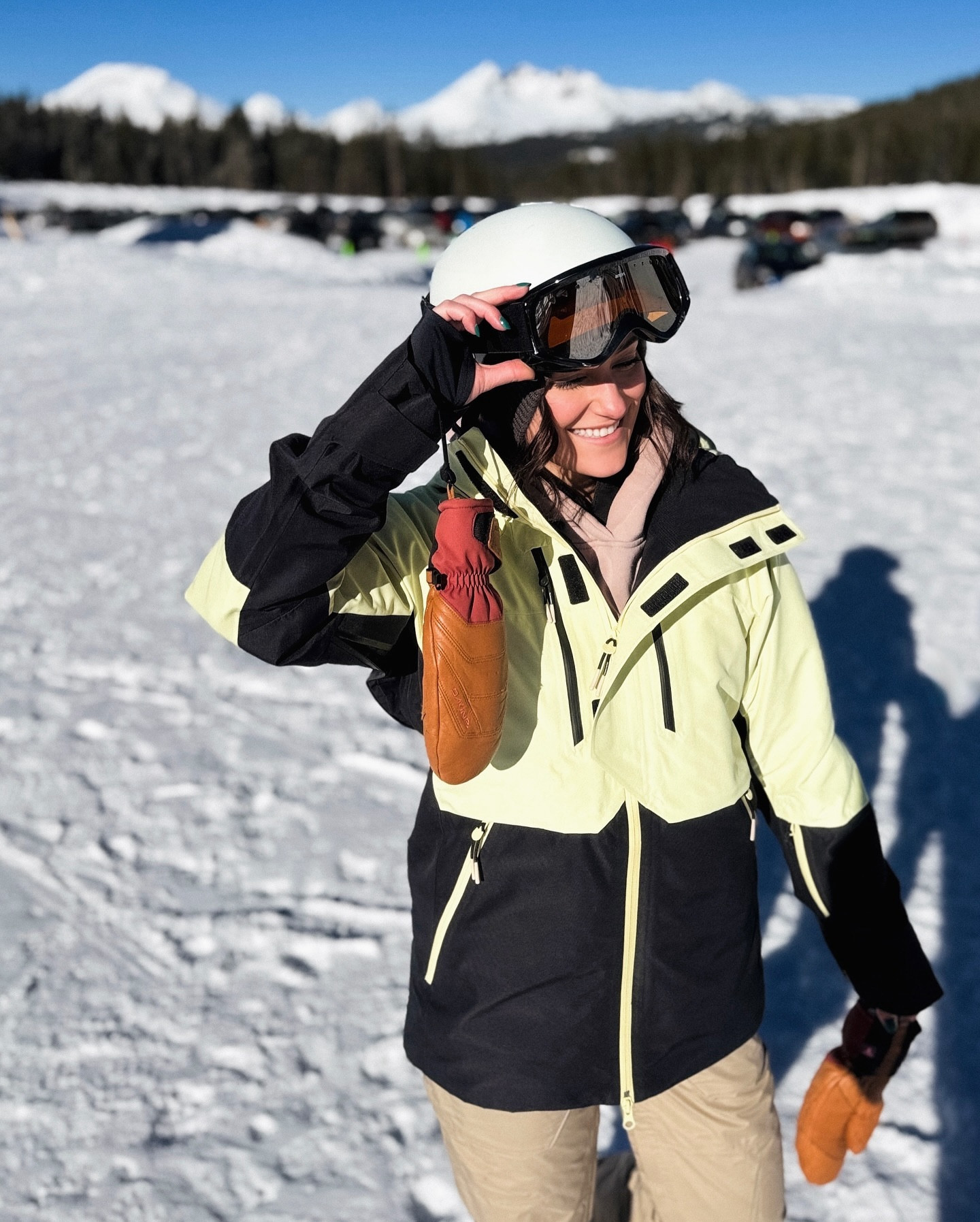 Mountain Monday ❄️🏔️☃️🌲

Got to test out my new bibs and jacket and I love 😍

For reference: I’m 5’2” and I got size XS in the Burton bibs and XS in both the Backcountry base layer and Backcountry jacket 

Mittens are the Dakine Galaxy Goretex mittens in Dark Rose/Cara. I’ve had them for many years so I couldn’t find the exact ones but I linked some similar! 

#LTKFitness #LTKSeasonal #LTKActive