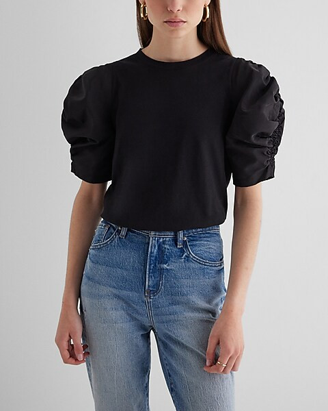 Skimming Crew Neck Poplin Ruched Puff Sleeve Tee | Express