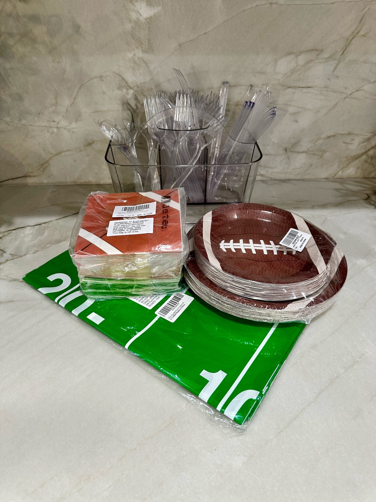 Super Bowl Sunday decor

#LTKSeasonal #LTKhome #LTKparties