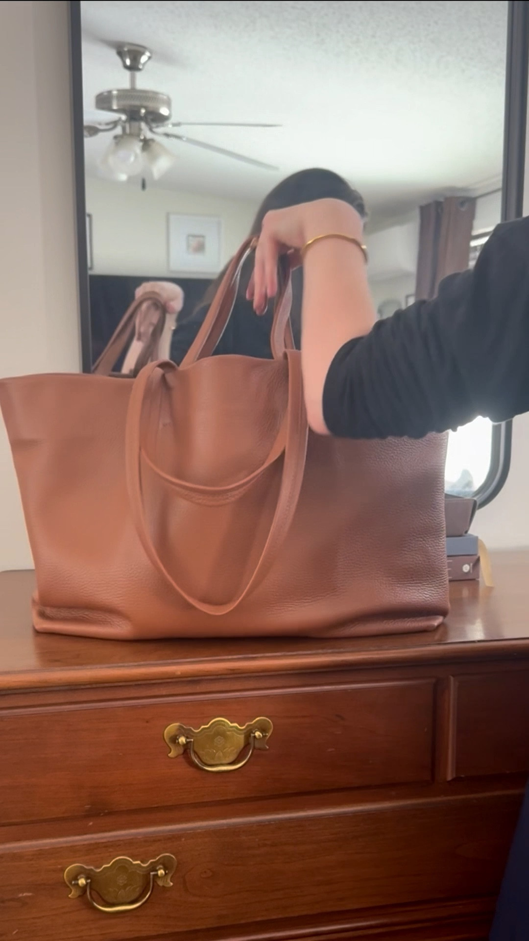 Yes, I’m a diaper-bag hater. But a well organized tote? Yes please! Here’s what’s in my bag and how I keep it from feeling chaotic 

#LTKdayinmylife #LTKmomlife #LTKBaby