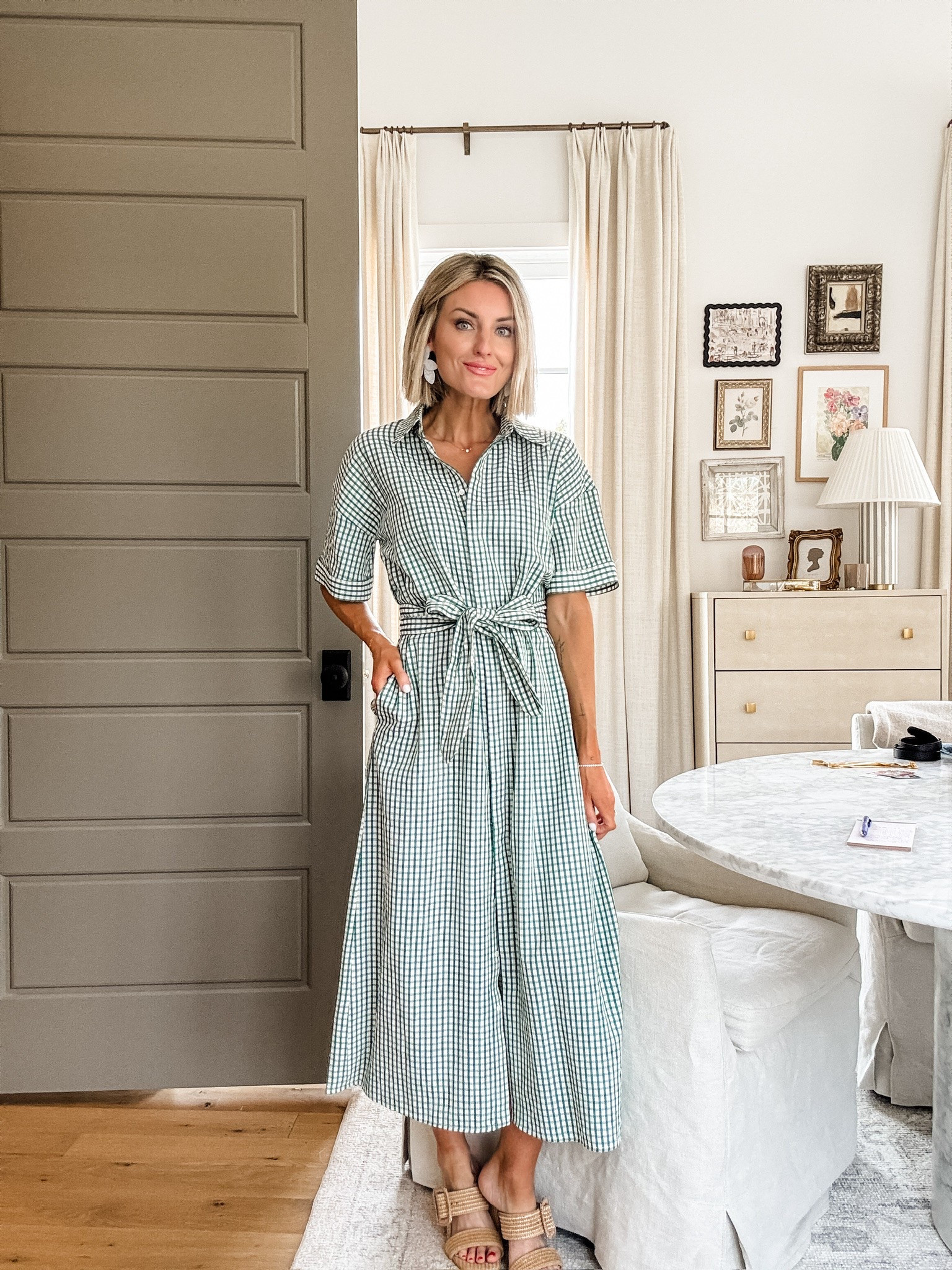 This dress is great for work or play! Wearing XS!

Loverly Grey, Tuckernuck, spring dress, Masters outfit ideas

#LTKSeasonal #LTKStyleTip