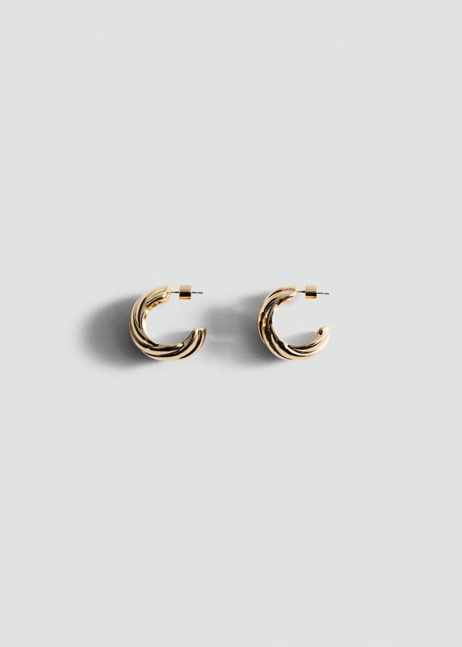 Intertwined hoop earrings - Women | MANGO USA | Mango (US/MX/AU)