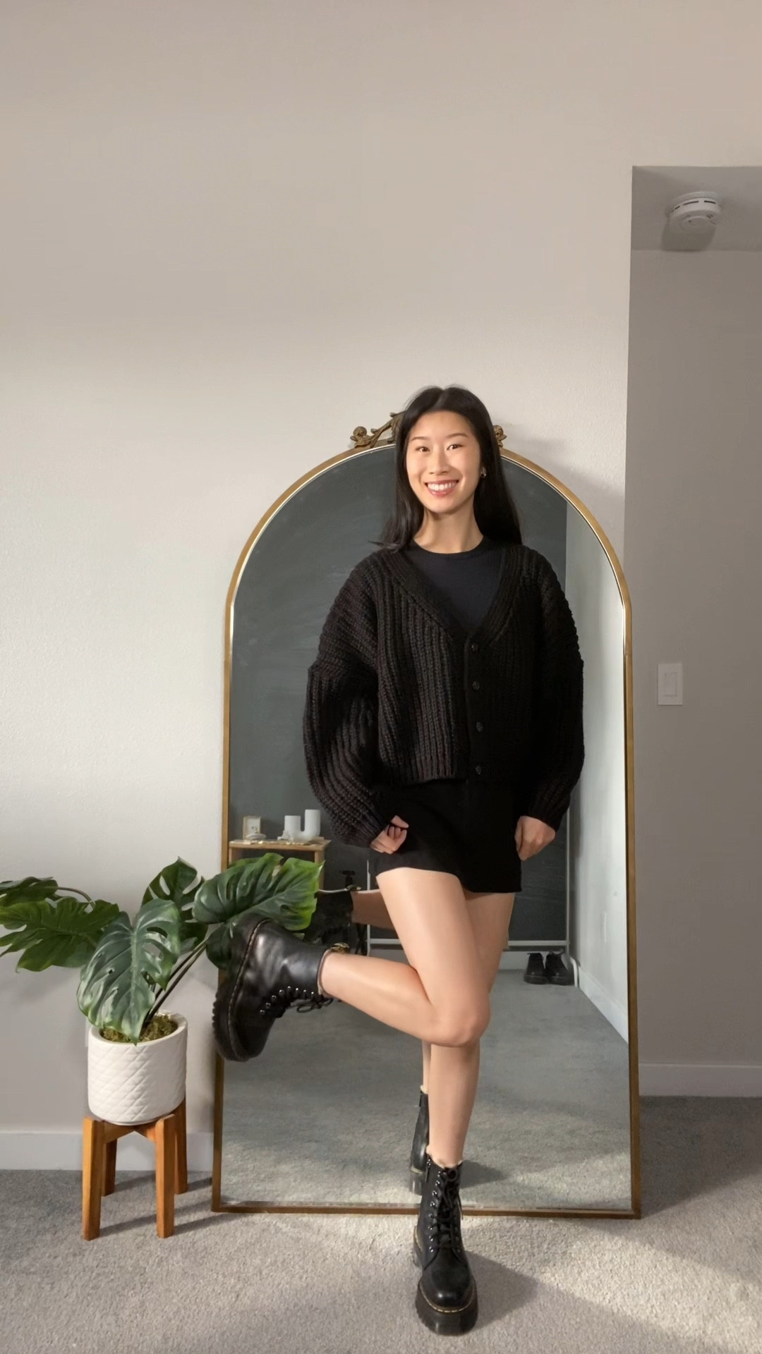 All Black Outfit Idea🖤

#LTKVideo #LTKstyletip #LTKshoecrush