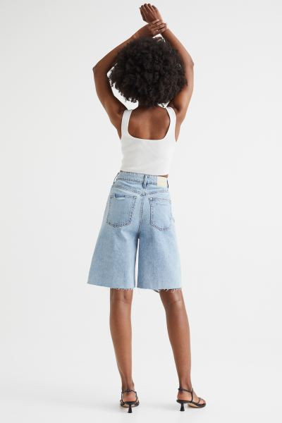 New ArrivalKnee-length, 5-pocket shorts in washed cotton denim. High waist, zip fly, and wide leg... | H&M (US + CA)
