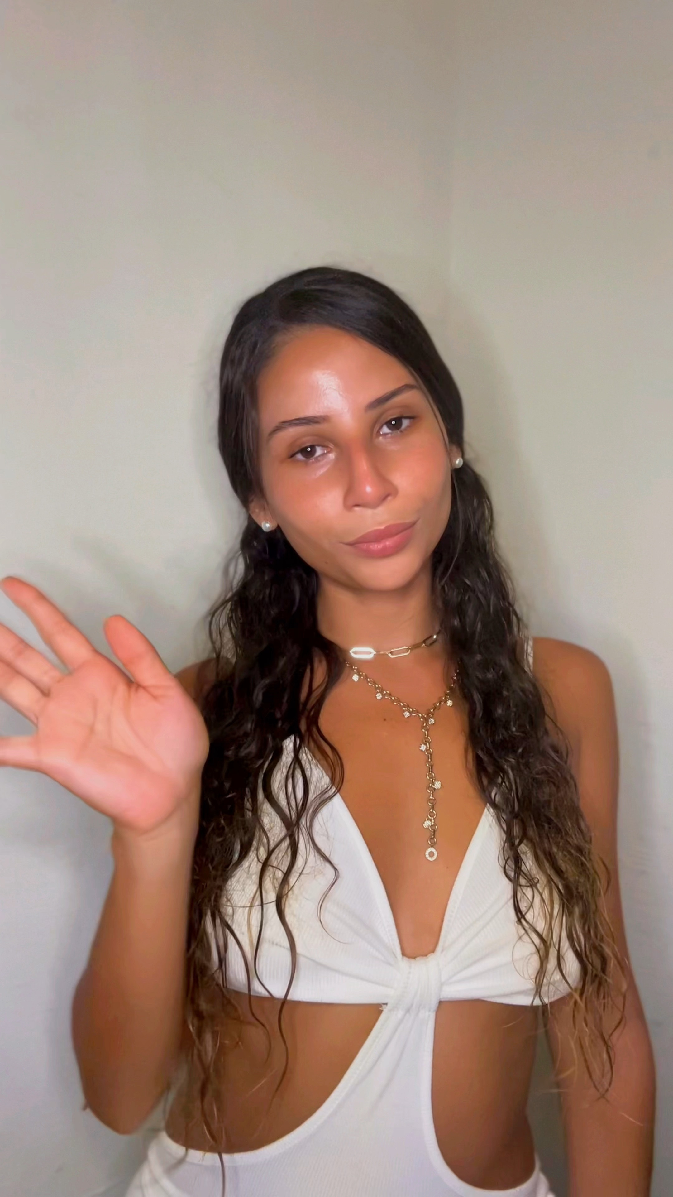 Easy smokey eye makeup tutorial  
👁️👄👁️ 



#LTKstyletip #LTKVideo #LTKbeauty