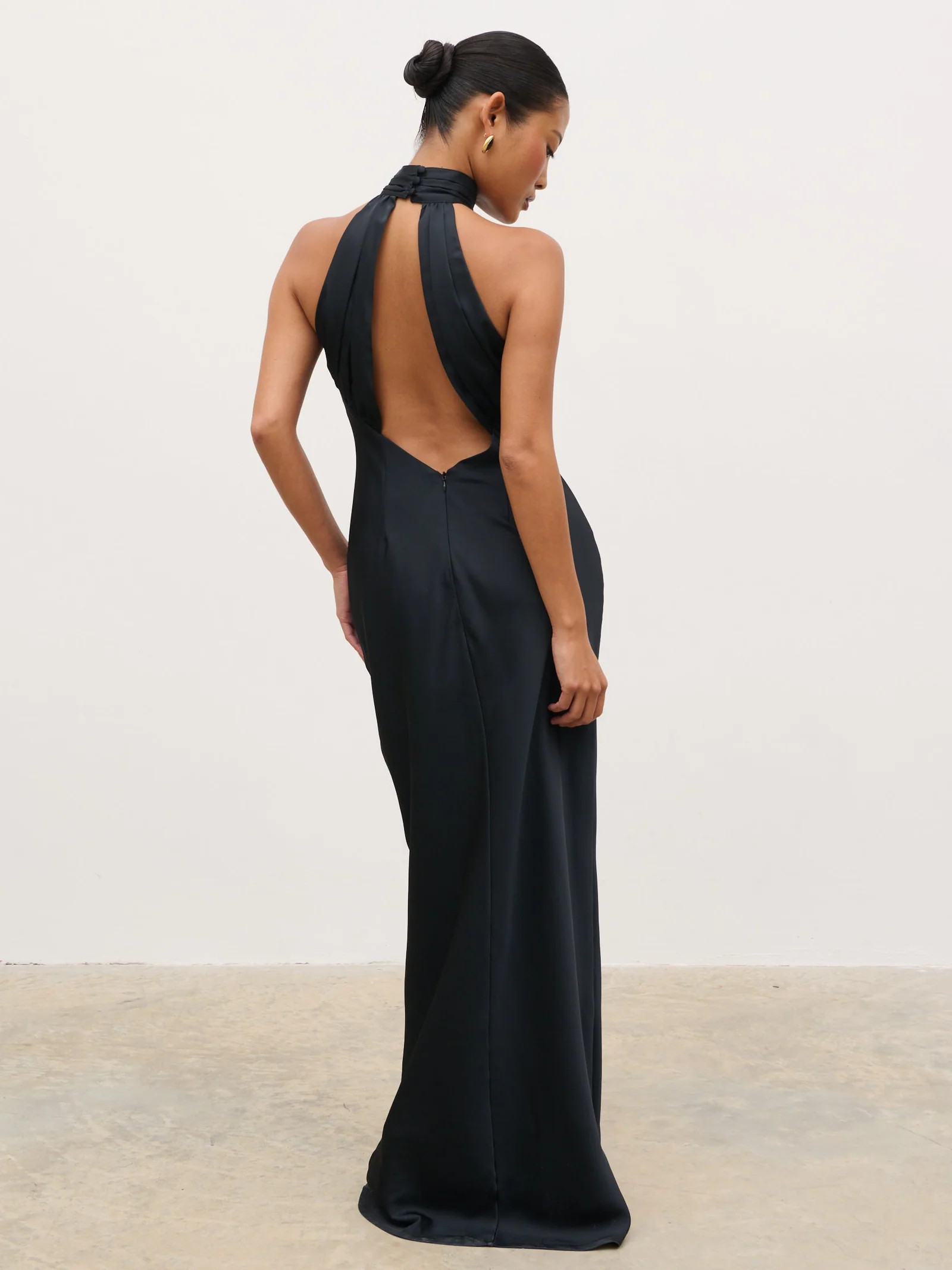Kiara Halterneck Maxi Dress - Largescale Poppy Petal Gold | Pretty Lavish (UK)