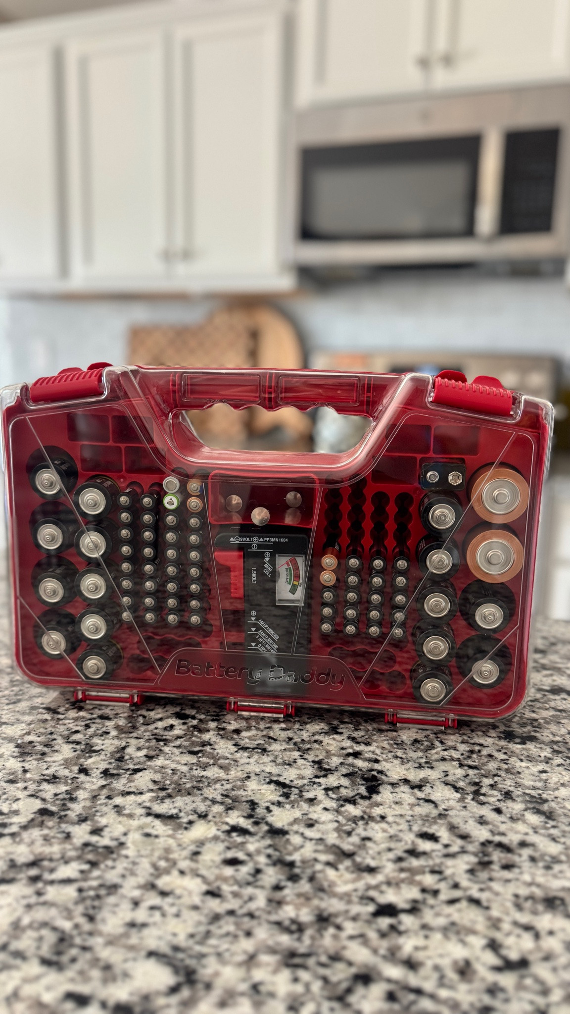 The battery daddy is a lifesaver with kids! Always know where your batteries are and keep them organized!

#LTKmomlife