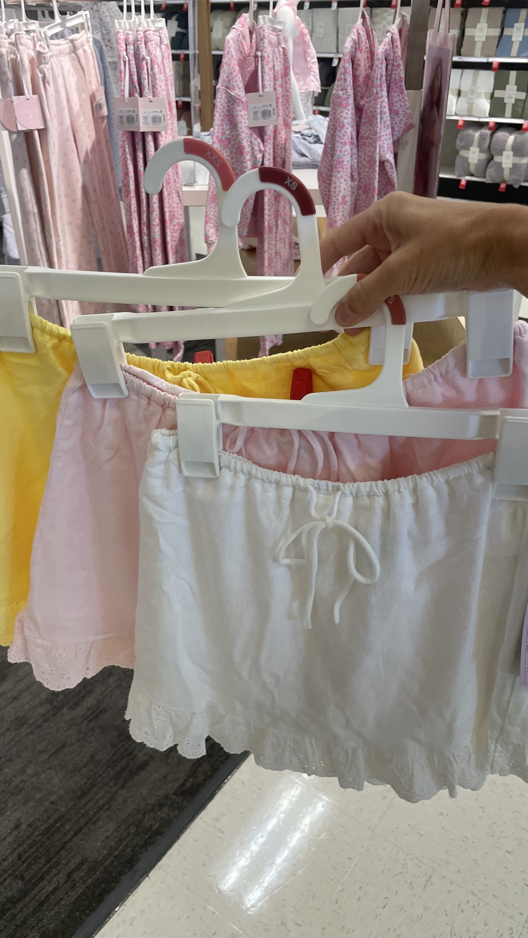 A moment for this cutie skort @Target Love the lace trim and linen material.

#LTKootd #LTKSeasonal #LTKU