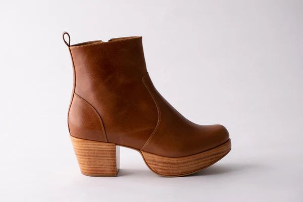 Charli | Women's Clogs | Fortress Shoes | Fortress of Inca