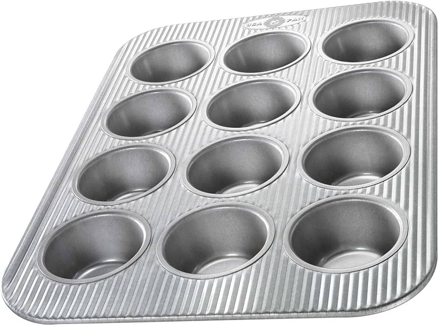 USA Pan Bakeware Muffin Pan, 12-Well, Aluminized Steel | Amazon (US)