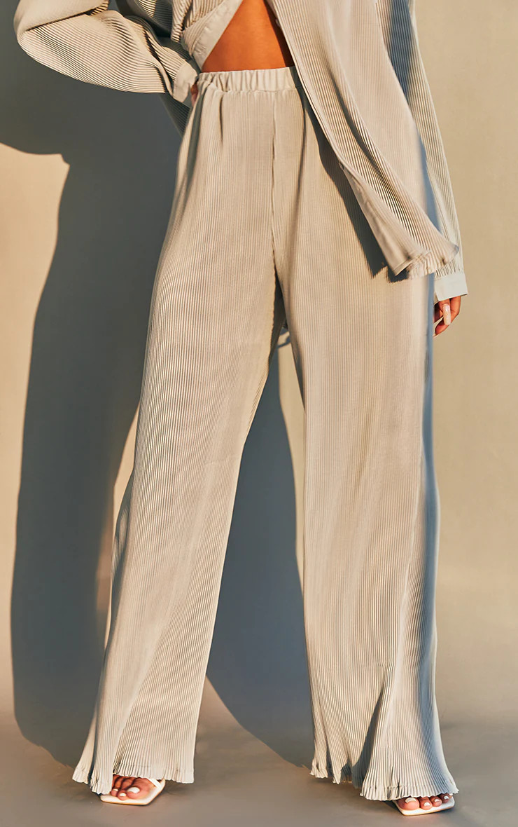 Light Grey Plisse High Waisted Wide Leg Pants | PrettyLittleThing US