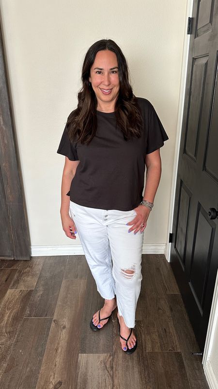 #walmartpartner Here's a cute $9 boxy t-shirt from @Walmart! I love the side slit, and it also comes in other colors! I'm a size 14 and I'm wearing an XL in this tee. For the jeans, I also sized up to a 16. #walmartfashion @walmartfashion

#LTKFindsUnder50 #LTKSeasonal #LTKStyleTip