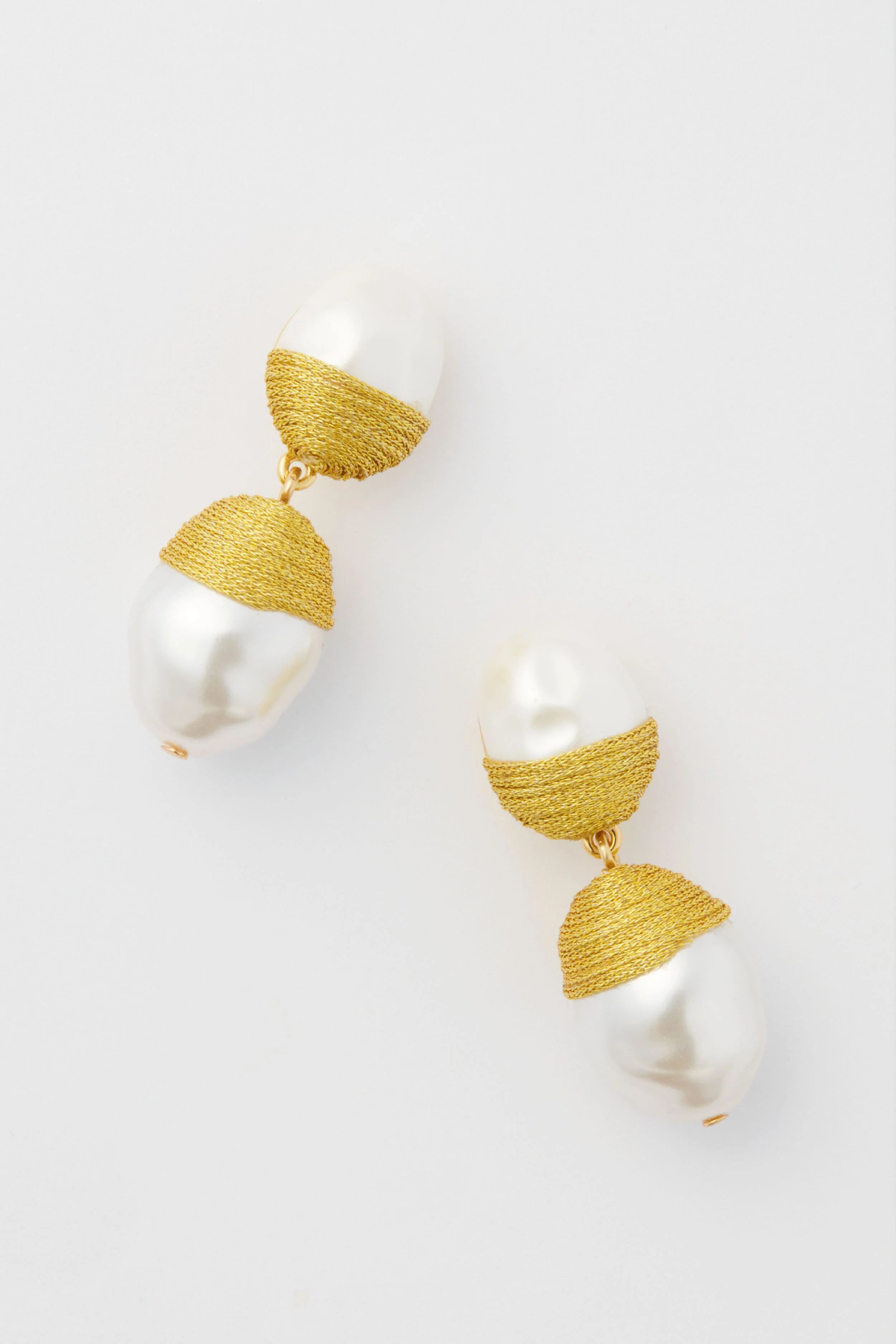 Gold and Pearl Nelle Earrings | Tuckernuck (US)