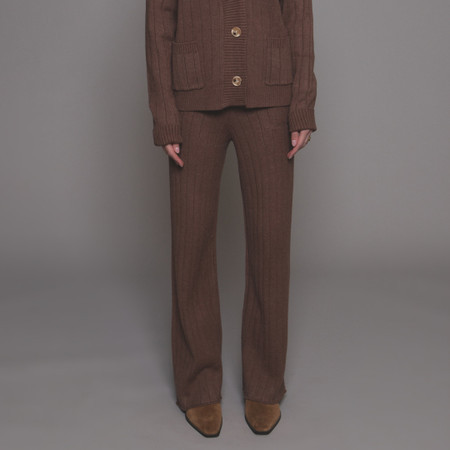 Ribbed Flared Lounger- Cocoa | EllandEmm