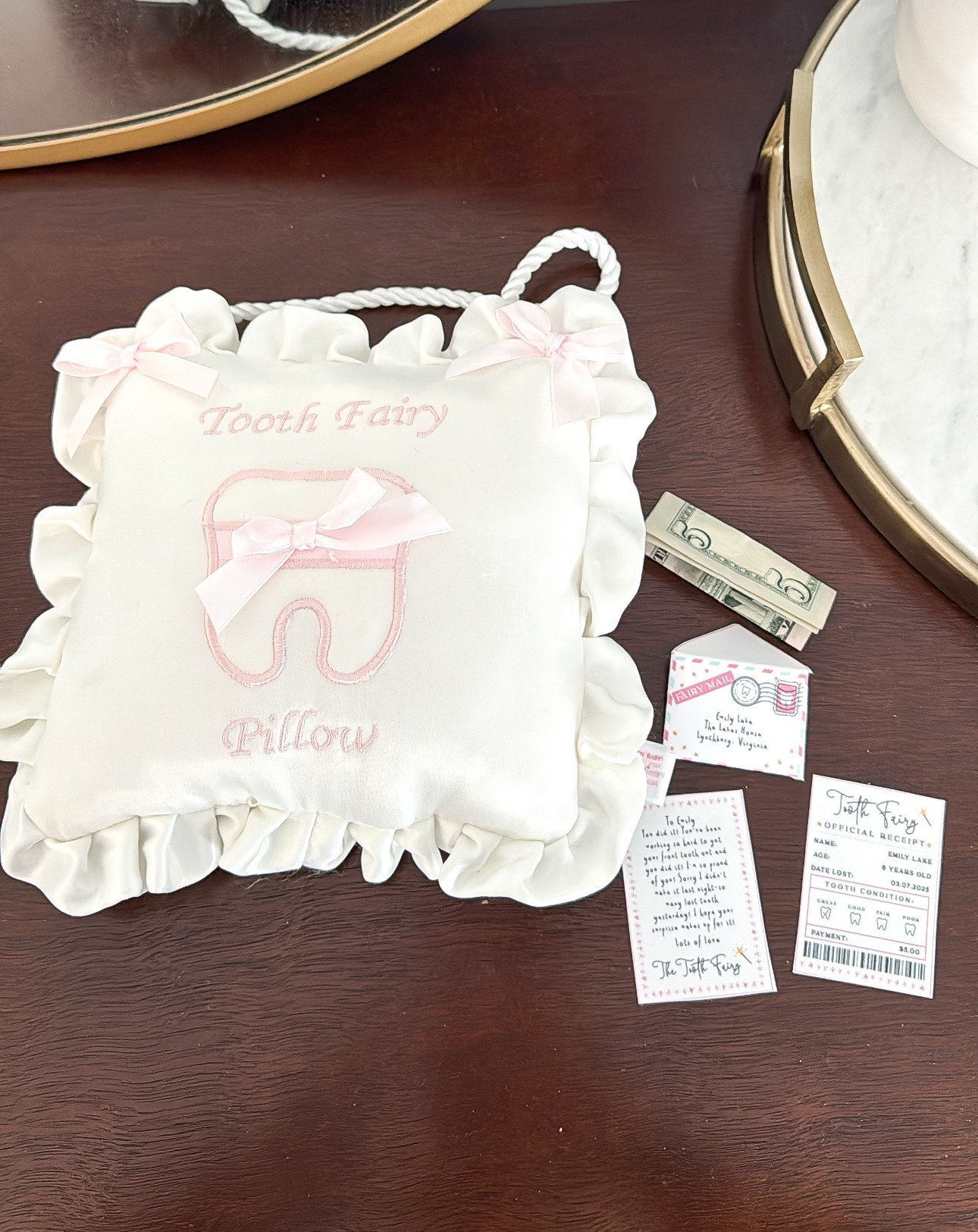 I love this little tooth fairy letter! ✨