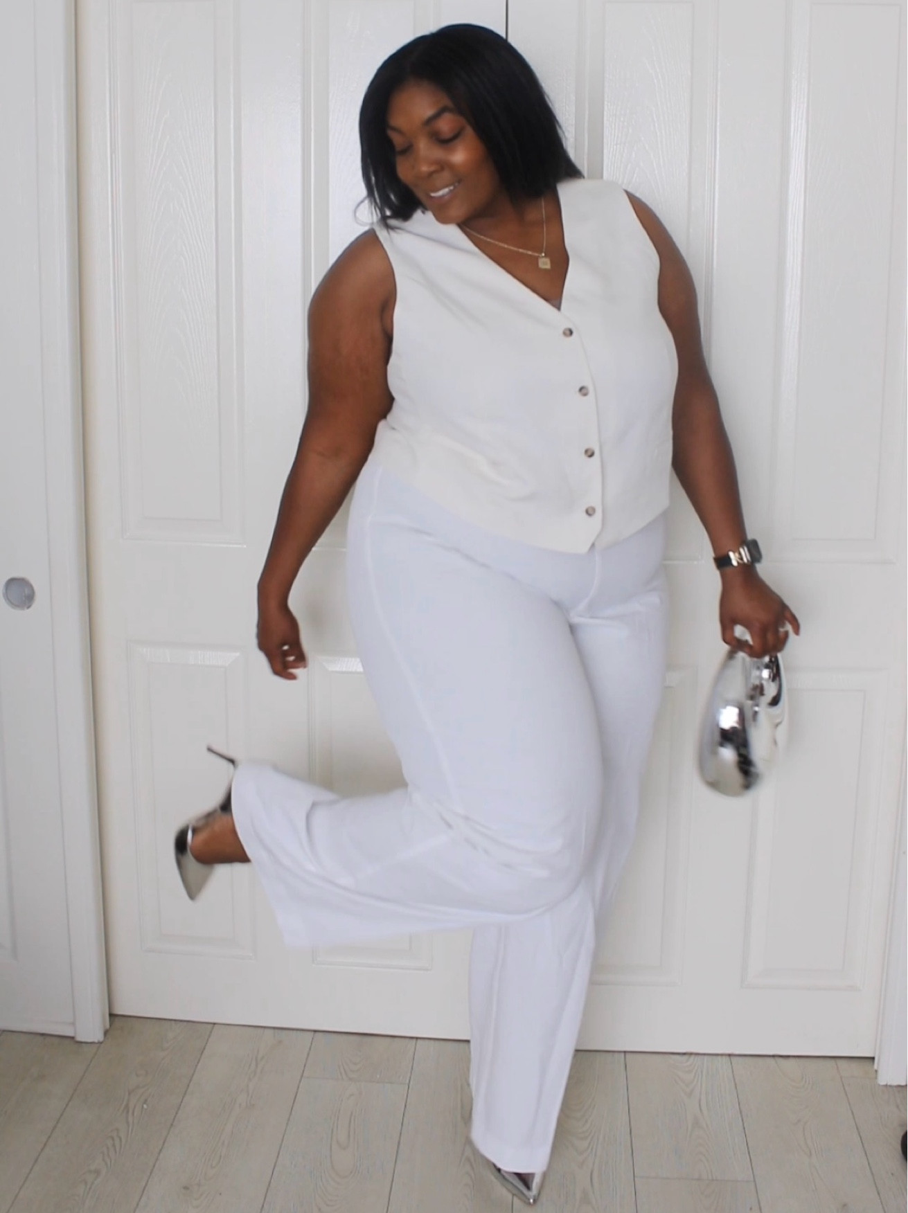 Modern luxe for any size.

#LTKPlusSize #LTKFindsUnder100 #LTKStyleTip