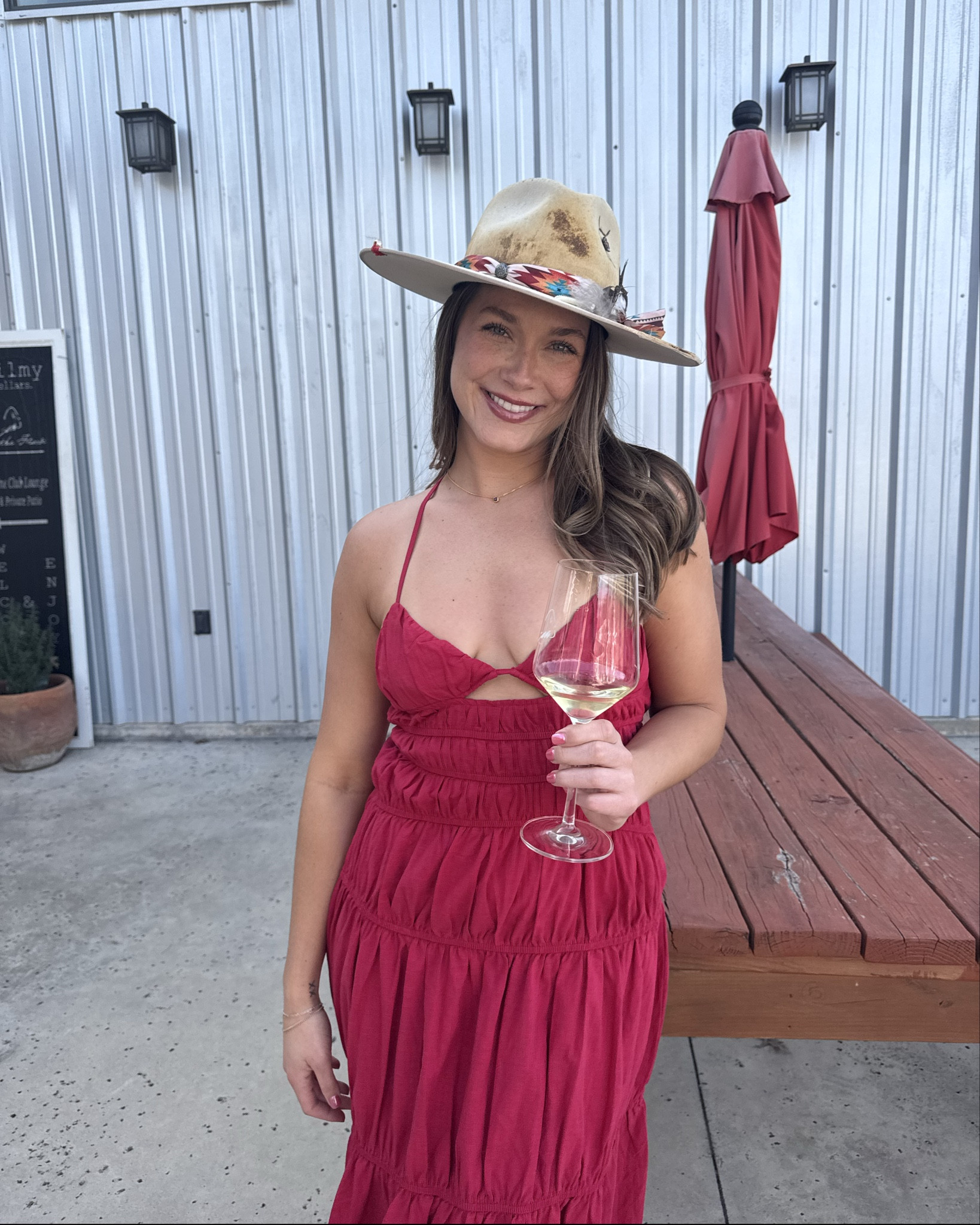 The cutest red dresss

#LTKSummerEdit #LTKFindsUnder100 #LTKSeasonal