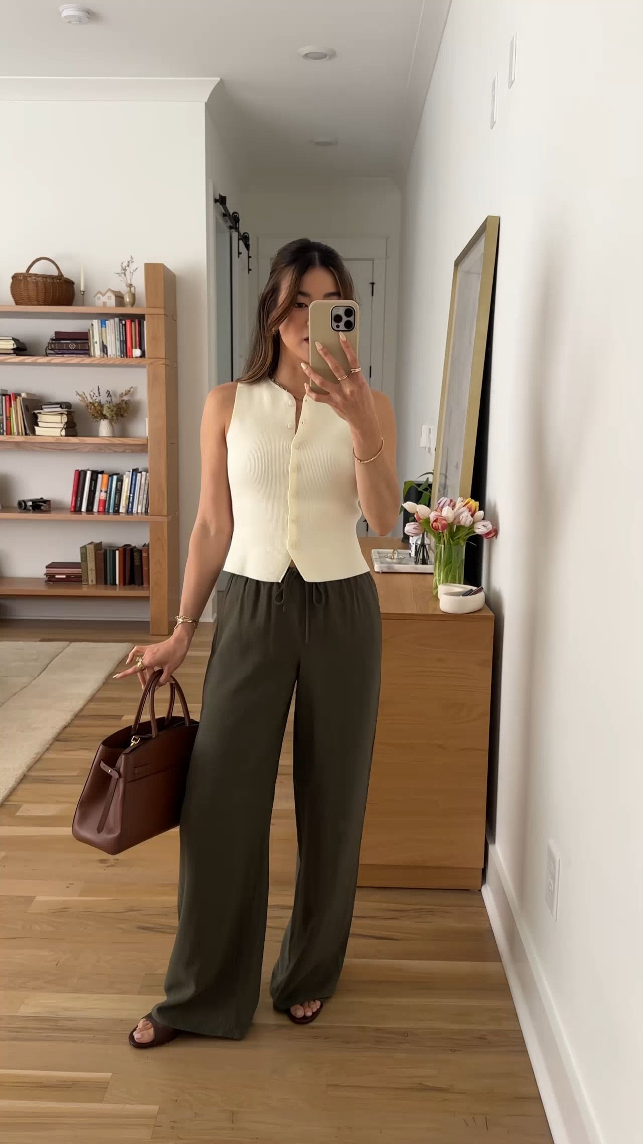 Sizing info:
•Top size XS
•Bottoms size 2XS short

petite fashion, get dressed with me, outfit inspiration, ootd, nashville outfit, Nashville influencer, petite style, vacation style, casual outfits, mom style, petite pants, spring outfits, spring outfit info, spring pants, spring outfit idea, spring top, spring bag, spring shoes, 

 @Aritzia 

#LTKootd #LTKmomlife #LTKPetite