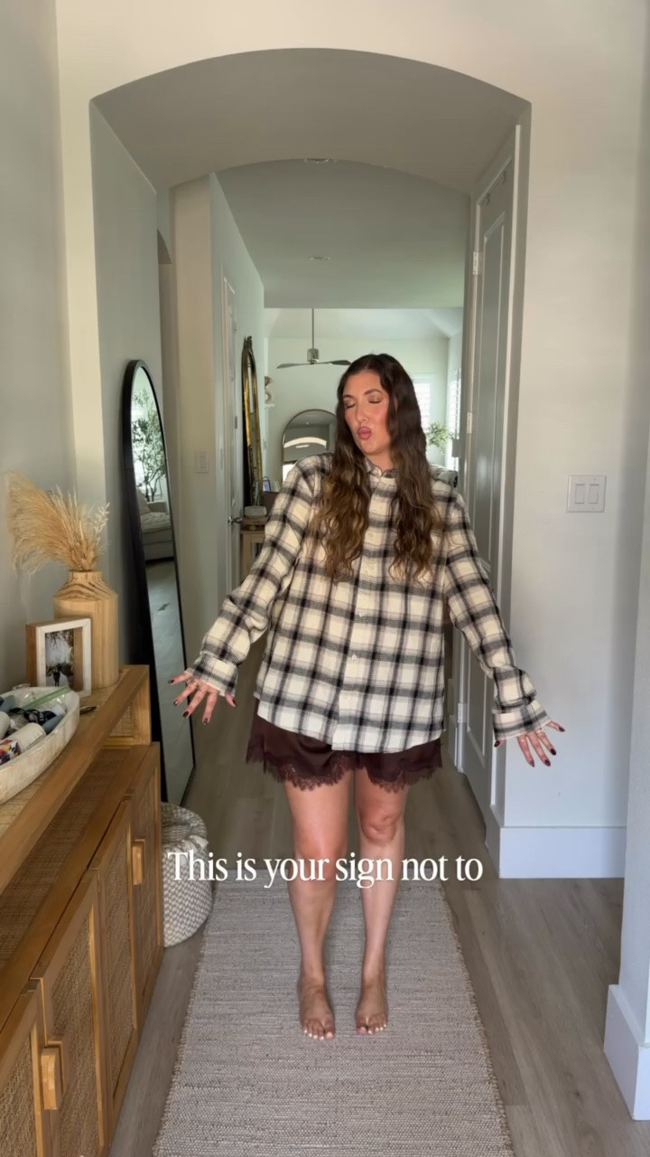 @Target coming in CLUTCH with the fall finds! Linking similar as to my top and shorts!