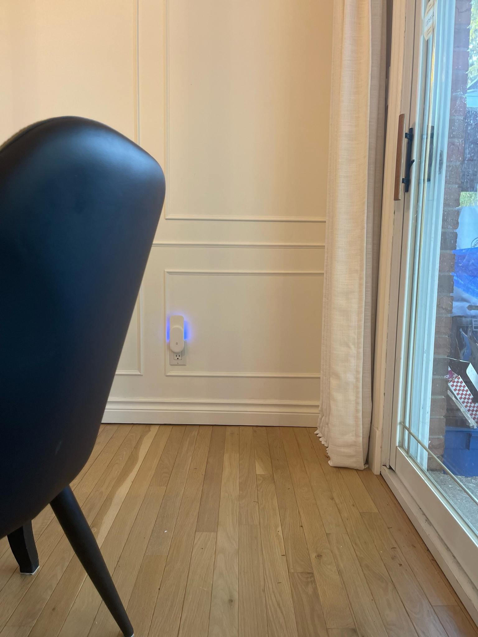 Affordable Amazon Home Gadget Find

This bug / fly trap works for mosquitoes, gnats, and other pesky little bugs. Perfect for kitchen, living room, doors & hallways, anywhere inside your house that bugs tend to go. 3 different settings with UV light. Also can work as a night light! 


White insect trap, inside, gnat, moth, mosquito, plug in fruit fly trap, UV, smart light night mode, Amazon Canada, Amazon US, Amazon home find, functional home, neutral home

#LTKSaleAlert #LTKHome #LTKFindsUnder50