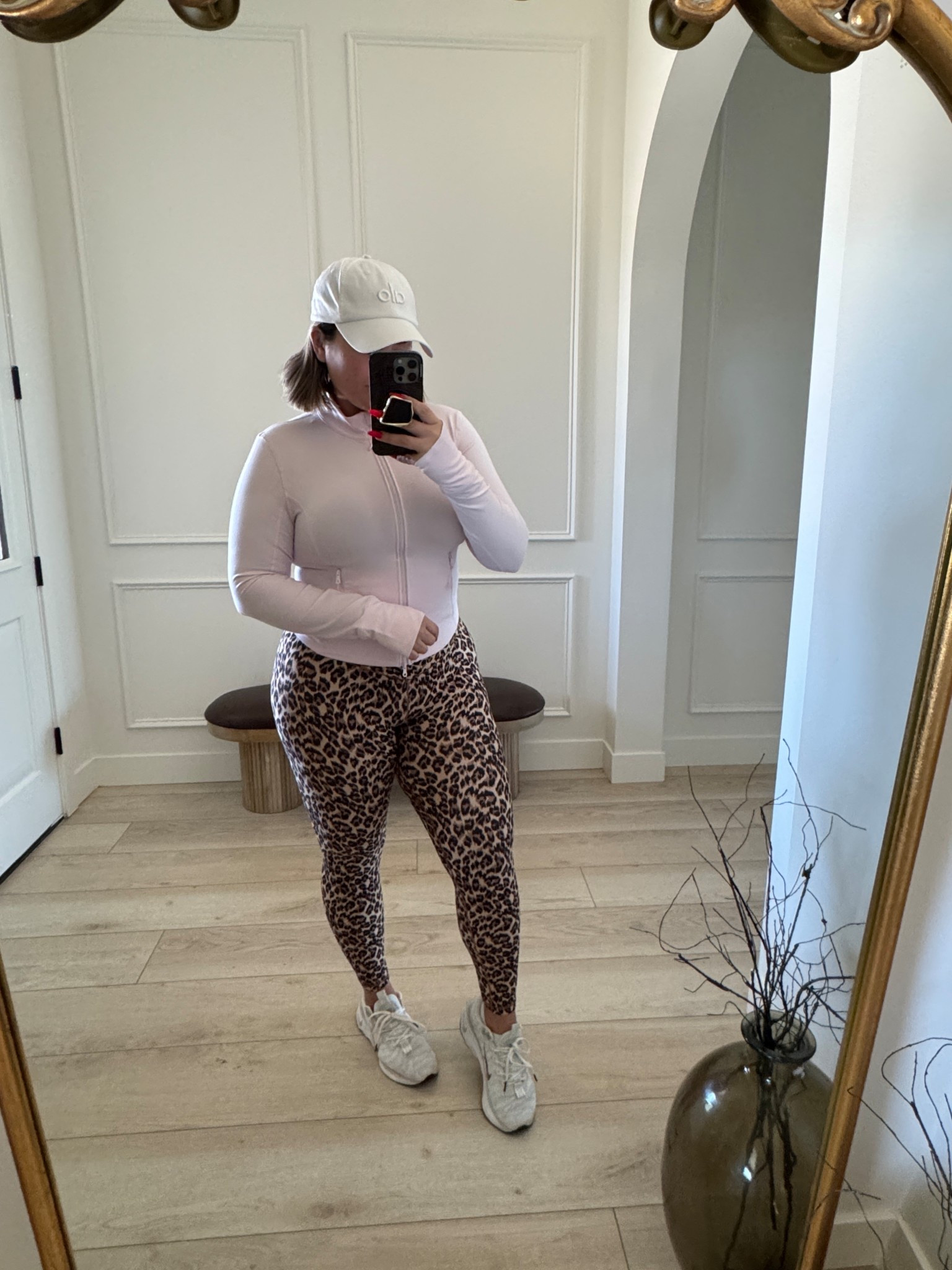 Top L 
Leggings L 


#LTKMidsize #LTKSaleAlert #LTKActive