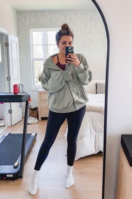The best zip up hoodie! Oversized slouchy fit and so comfy!! In a medium/large. 

#LTKfit #LTKunder100