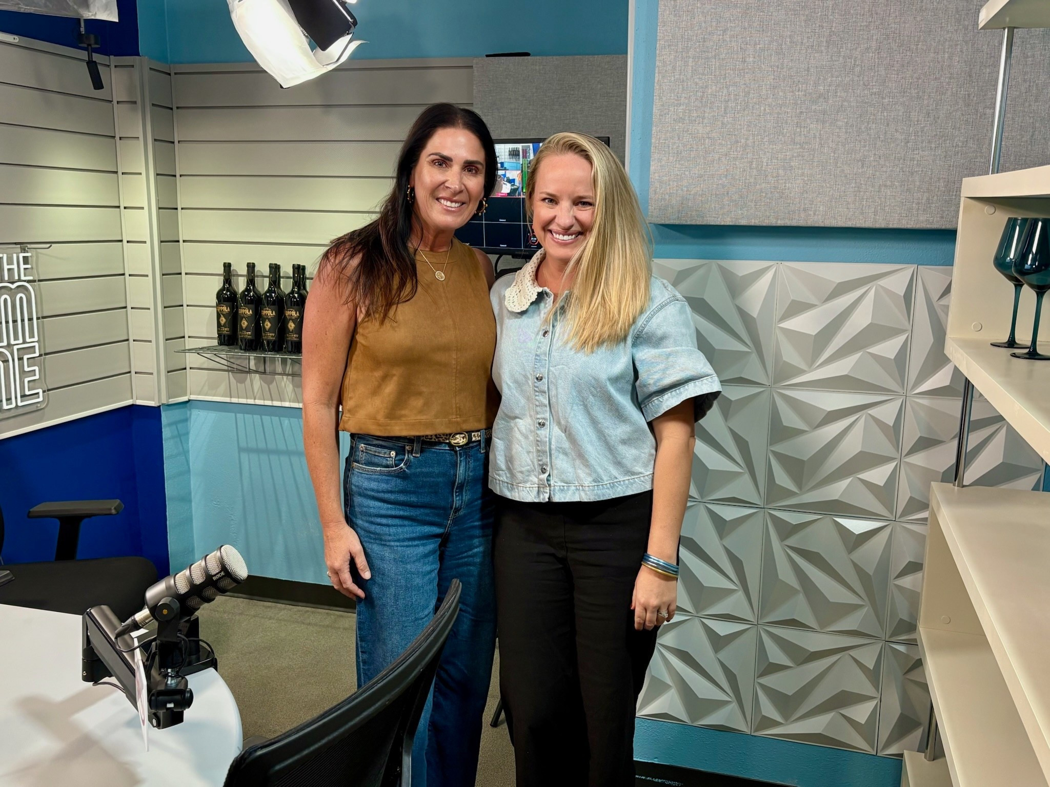 Outfits from episode 294! Use code THEMOMGAME20 when shopping on Petal&Pup!✨

Denim top with crochet collar, Petal and Pup top, podcast recording, casual workwear, faux suede top, fall outfits, Emily Jones McCoy, Julie Dobbs, The Mom Game Pod

#LTKWorkwear #LTKOver40 #LTKStyleTip