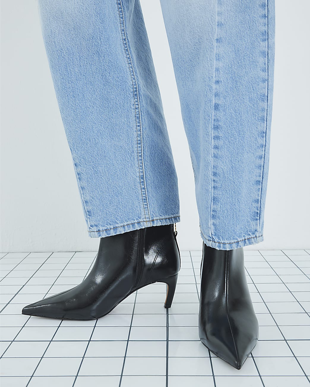 Black Wide Fit Point Kitten Heel Boot | River Island UK & IE