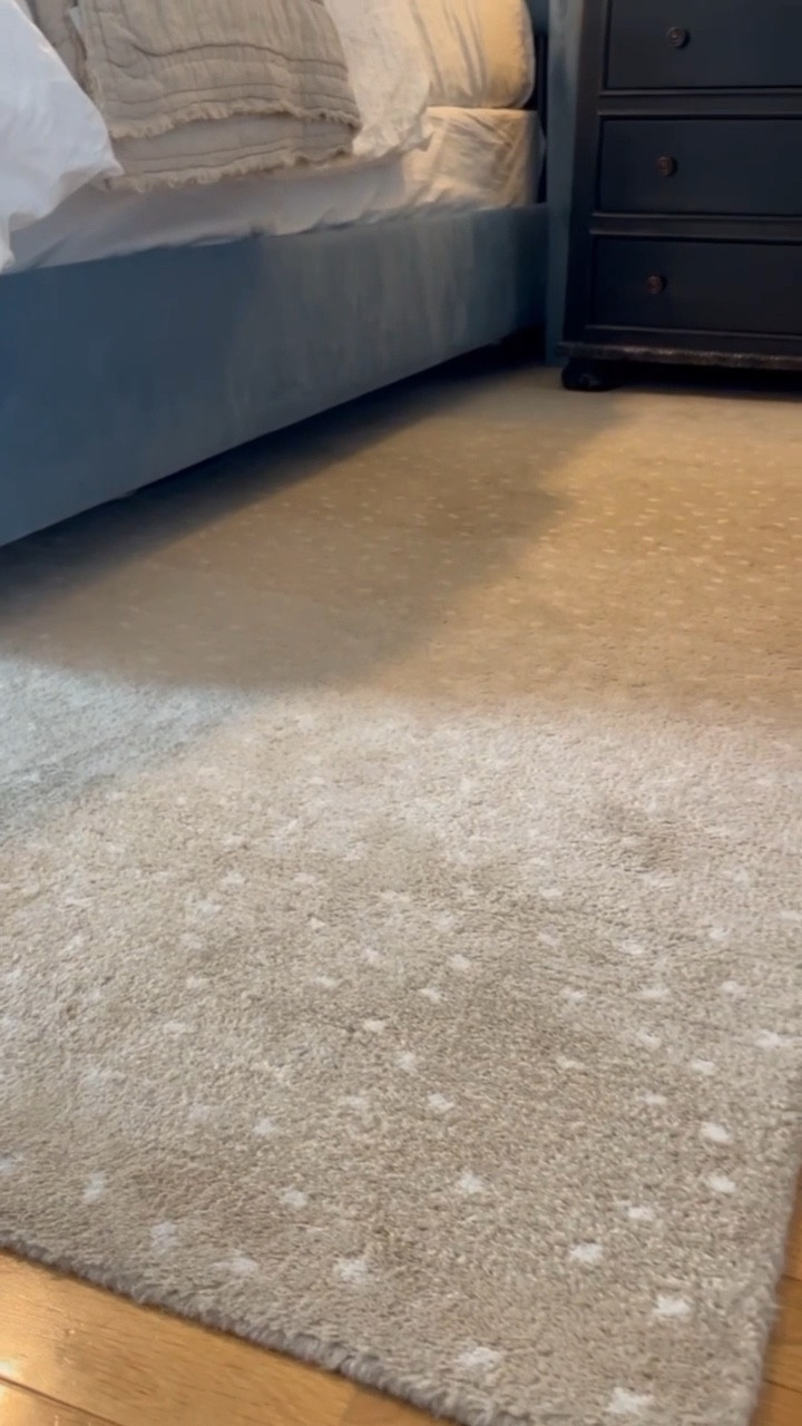 Bedroom rug, neutral patterned rug, wool rug, area rug, primary bedroom, guest bedroom, girls bedroom, home decor, interior designer finds, coastal decor

#LTKsalealert #LTKhome #LTKfamily