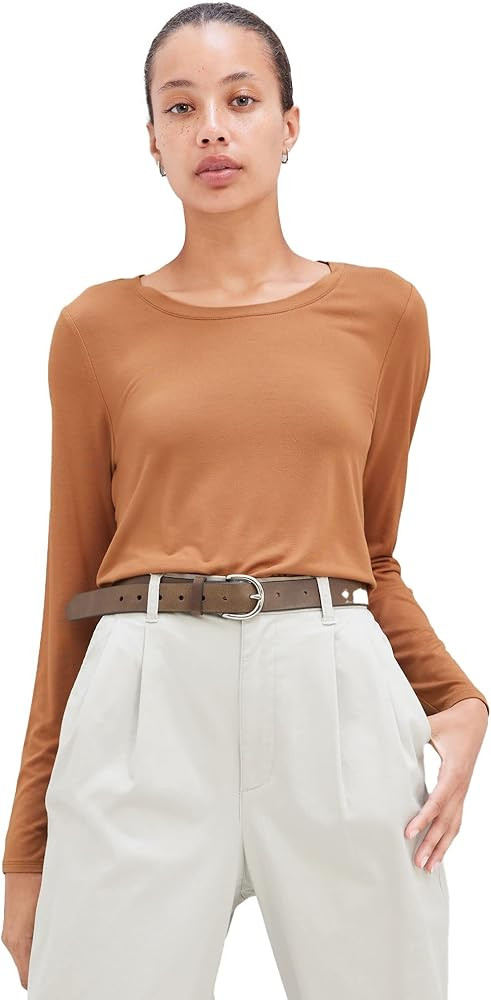 GAP Women's Luxe Long Sleeve Crew Neck Tee T-Shirt | Amazon (US)