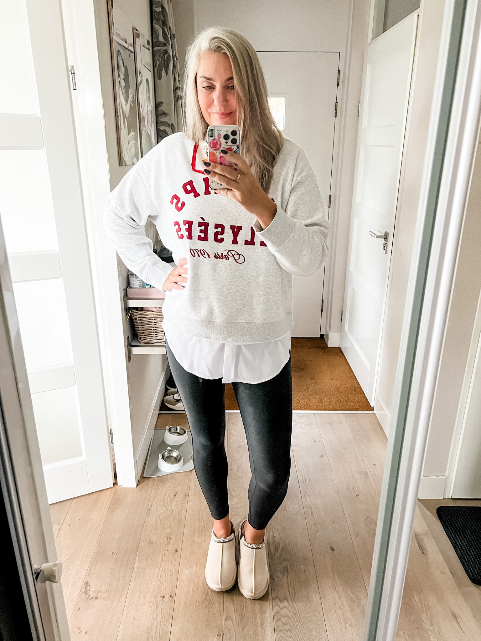 Ootd - Friday. Cleaning, organizing and running errands all day so comfort is key. Spanx faux leather leggings paired with an oversized H&M sweater, a shirt skirt and Everau Tazz like slippers. 



#LTKeurope #LTKautumn #LTKnederlands