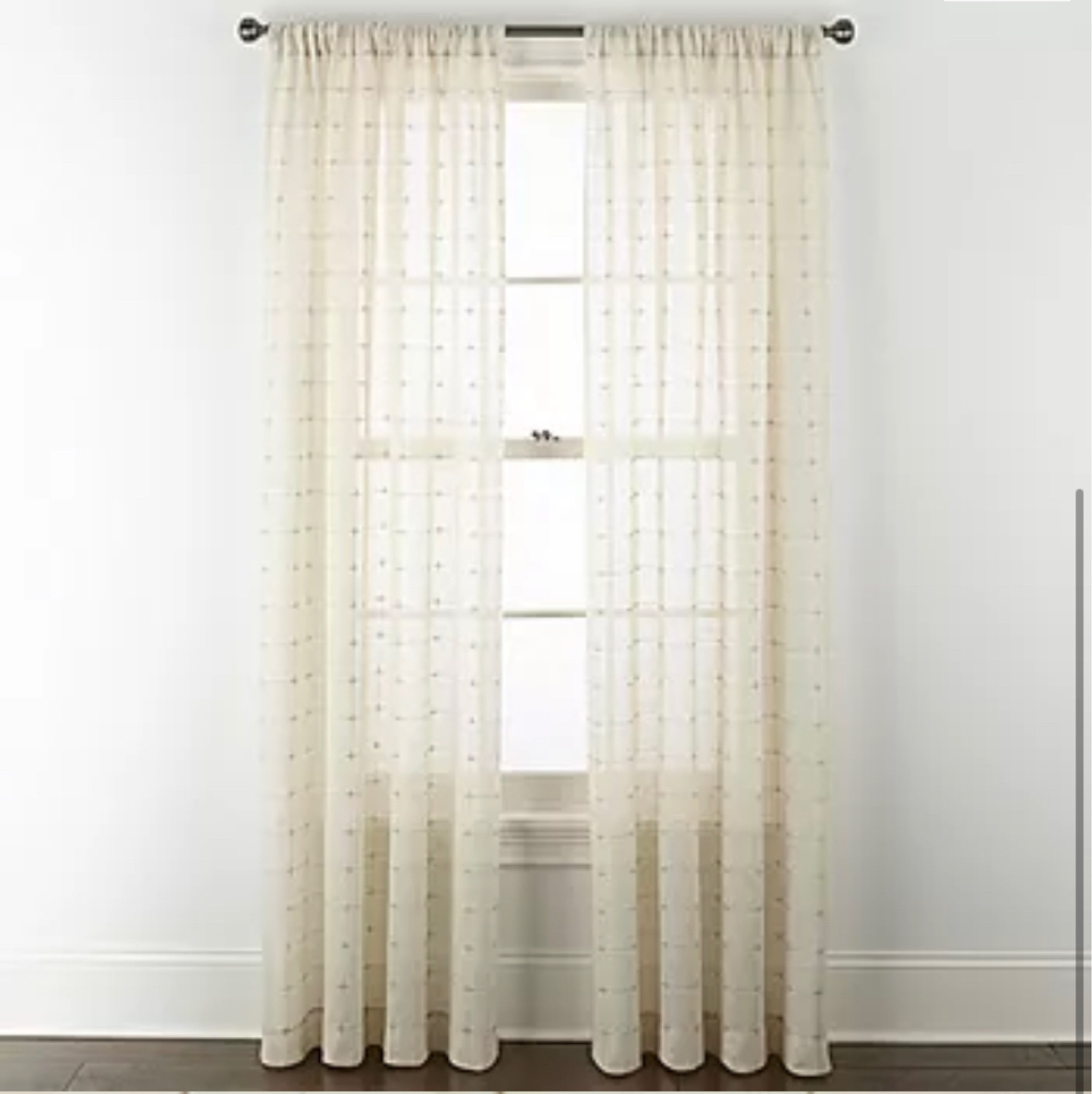 Fav curtains on sale! We have these in our dinning room. 



#LTKunder50 #LTKhome #LTKFind