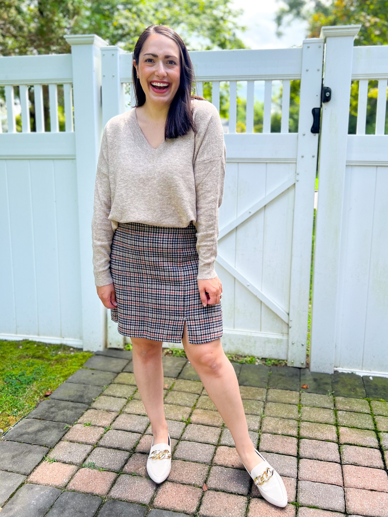 Teacher outfit idea
S sweater
M skirt
Size up half flats

#LTKunder50 #LTKworkwear #LTKstyletip