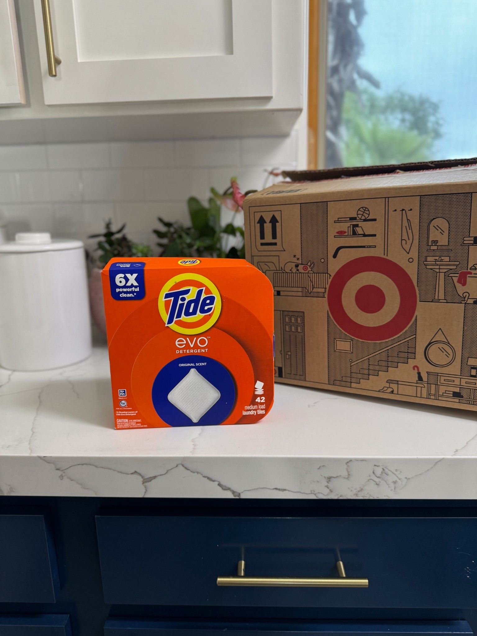 #ad If you’re a mom with messy kids, you already know the stains can feel impossible! Between dirt, grass stains, food stains or those random mystery marks, @tidelaundry now has Tide Evo Detergent Tile that actually works and instantly dissolves in water. You can pick yours up at @Target!  #TargetPartner #Target #TidePartner #tide #tidevo @Shop.LTK #liketkit   https://rstyle.me/+7mSuU7KpDCipZB-EofcFNQ

