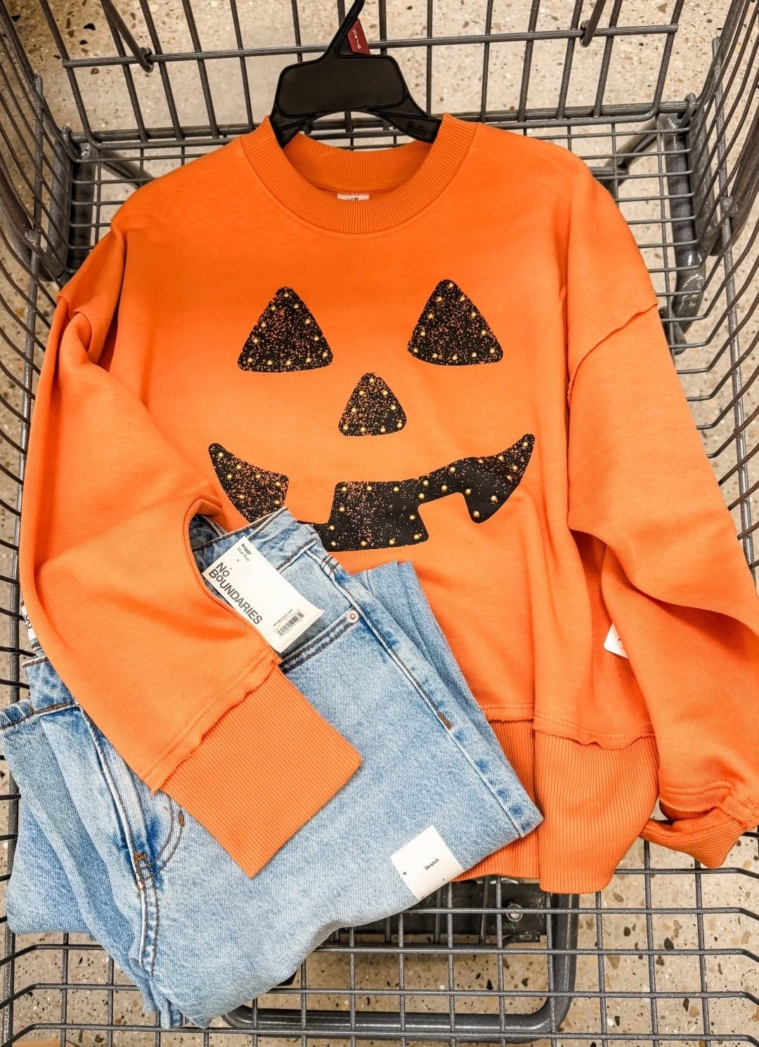 Walmart just dropped the CUTEST Halloween sweatshirt!!🎃