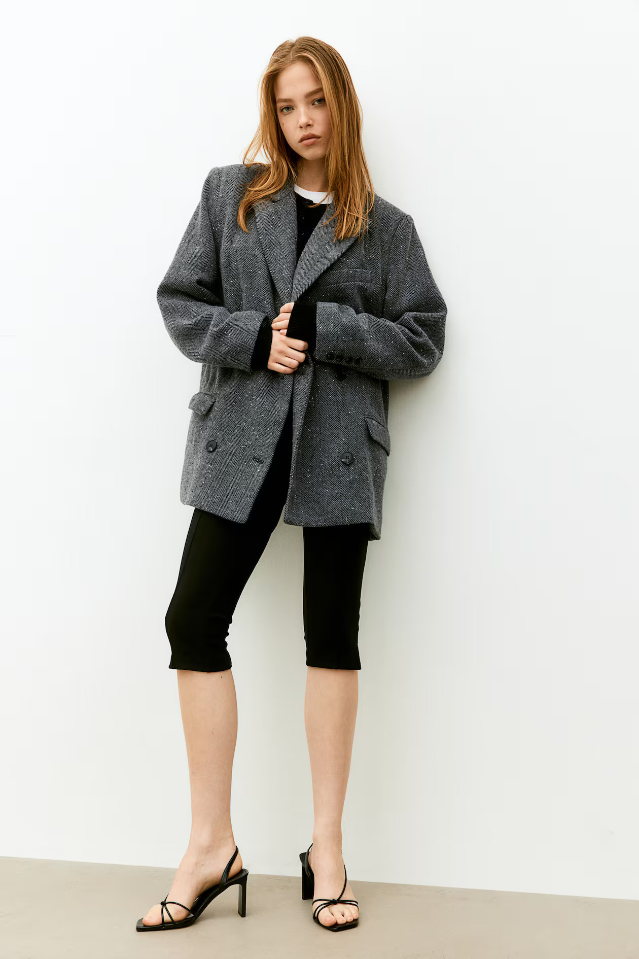 Double-breasted blazer - Long sleeve - Long - Grey/Herringbone-patterned - Ladies | H&M GB | H&M (UK, MY, IN, SG, PH, TW, HK)