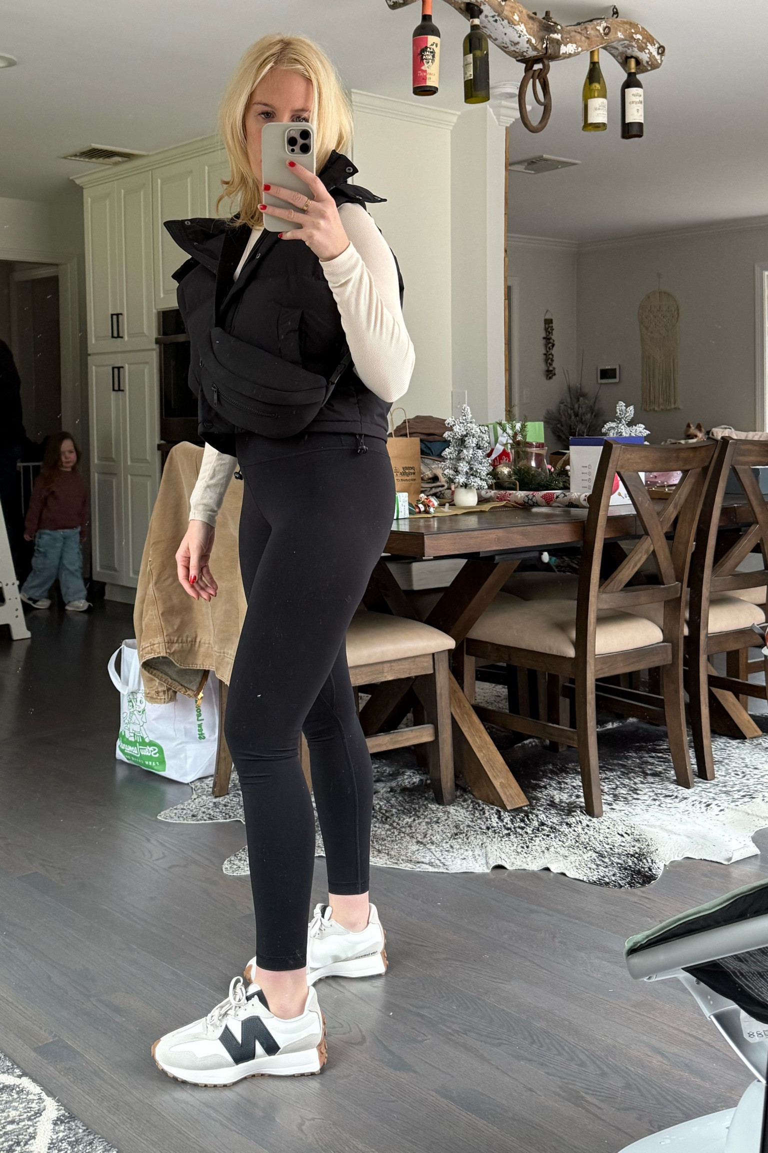 Casual winter outfit to wear running errands and be comfy and warm 

#LTKStyleTip #LTKTravel #LTKFitness