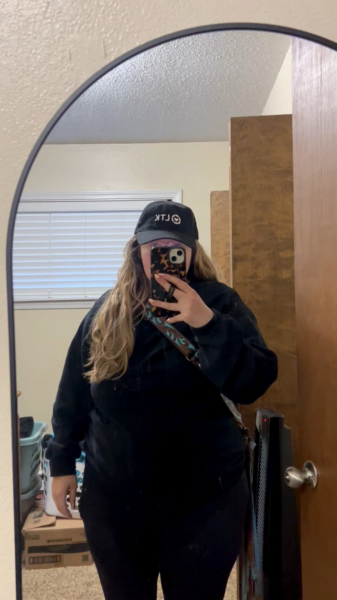 My ootd to run errands!🤎🤠🖤

#LTKdayinmylife #LTKTravel #LTKootd