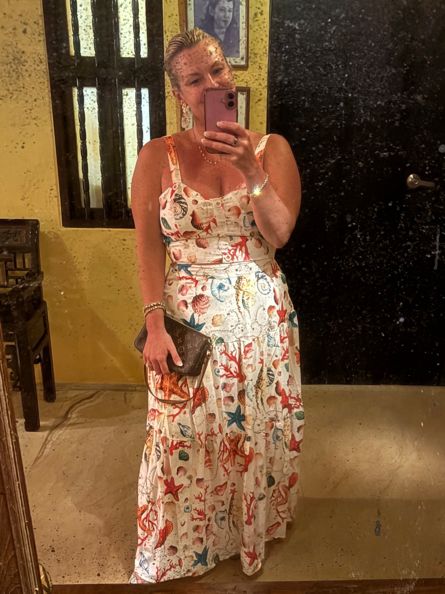 This 2 piece set is even better in person! The material is beautiful and soft! Under $50 and TTS! I wore mine in #colombia

Beach outfit. Summer Dress. Spring Outfit. Skirt and top set. Cartagena. Mexico Outfits. Colombia Outfits

#LTKdayinmylife #LTKootd #LTKTravel