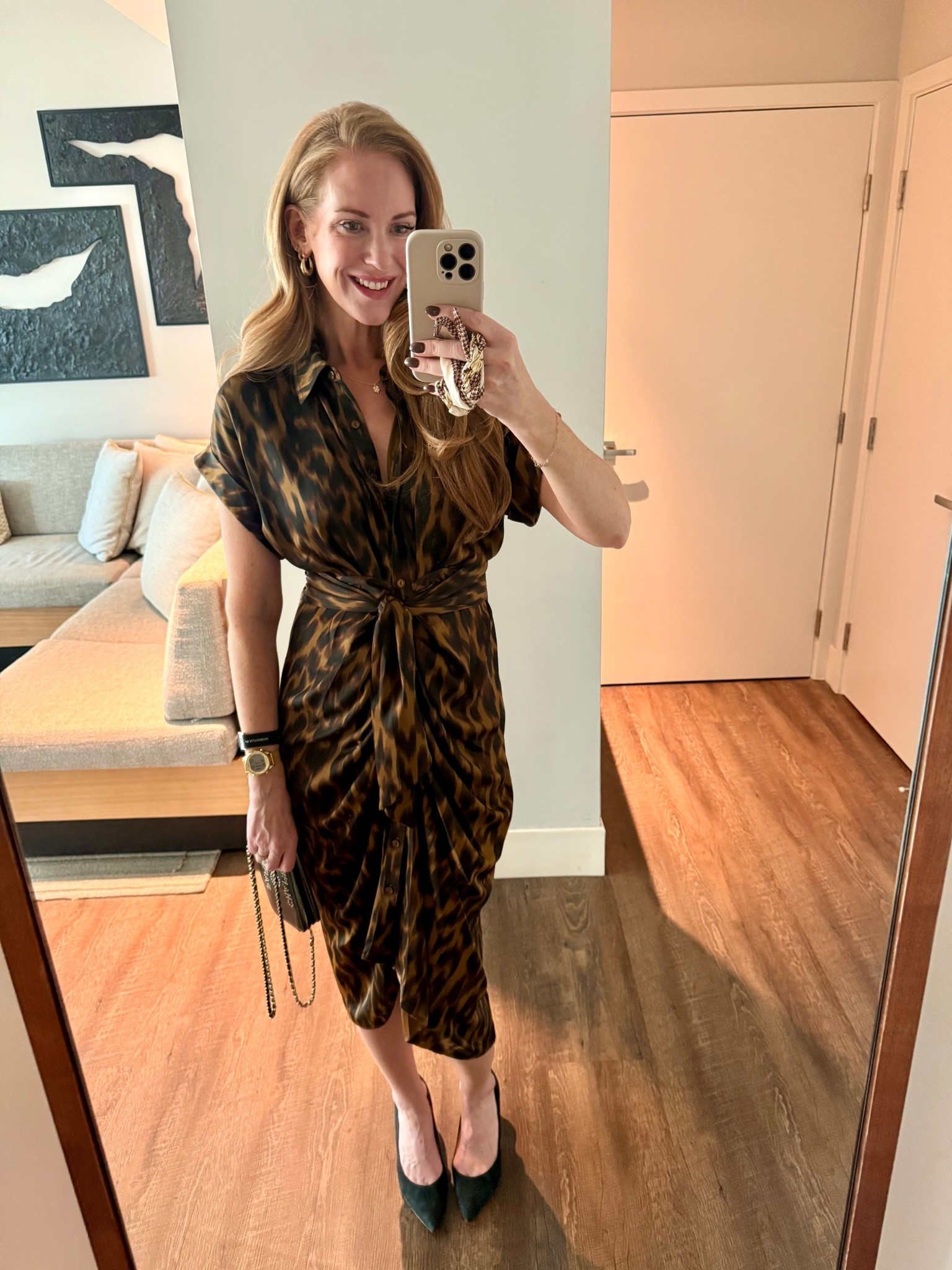 This Steve Madden dress is so flattering! It’s great for a work dinner and comes in so many colors. I am in a size 4.

#LTKParties #LTKSeasonal #LTKFindsUnder100
