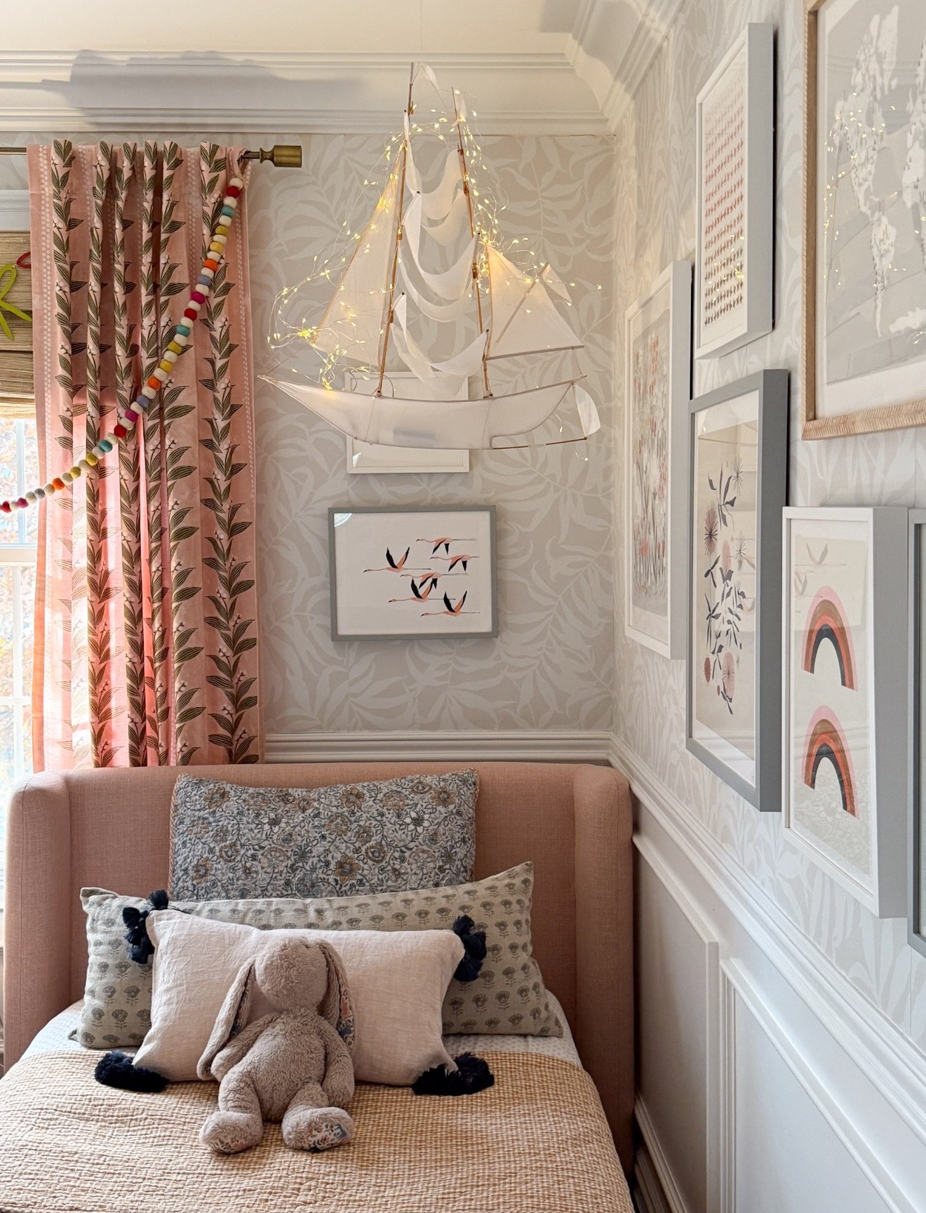 I see no reason why we can’t leave this bow garland up all year long in Ava’s bedroom ❤️

Girl’s room, bedroom inspo, Serena & Lily furniture, anthropologie, cozy bedding 

#LTKKids #LTKSaleAlert #LTKHome