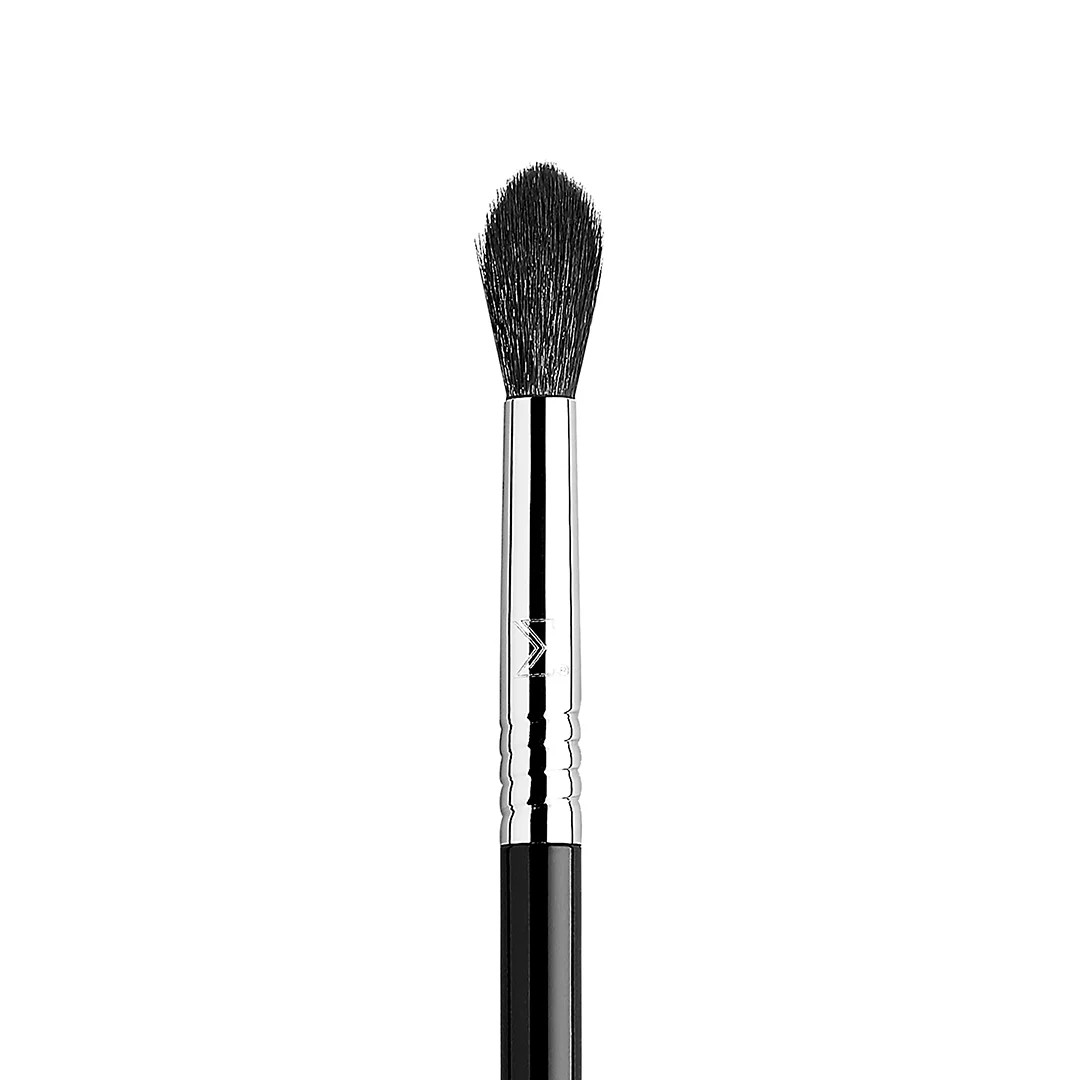 E45 MAX SMALL TAPERED BLENDING BRUSH | Sigma Beauty