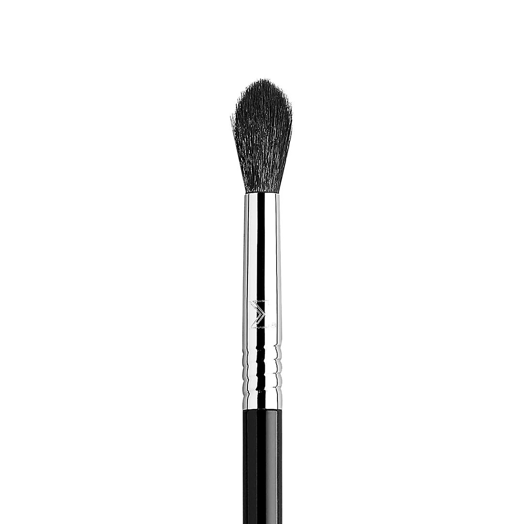 E45 MAX SMALL TAPERED BLENDING BRUSH | Sigma Beauty