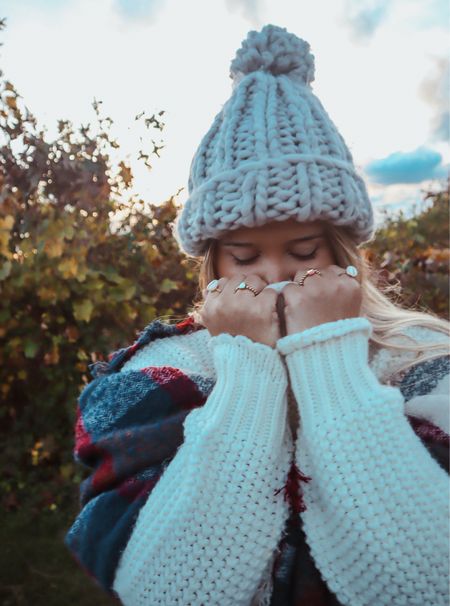 Cozy girl era✨ Nothing like some statement accessories to spruce up the fall/winter wardrobe 
#fall #falloutfit #blanketscarf #cozy #knit #hat #pullover #denim #jeans #dadjeans #gift #giftidea #accessories 


#LTKfindsunder50 #LTKSeasonal #LTKGiftGuide