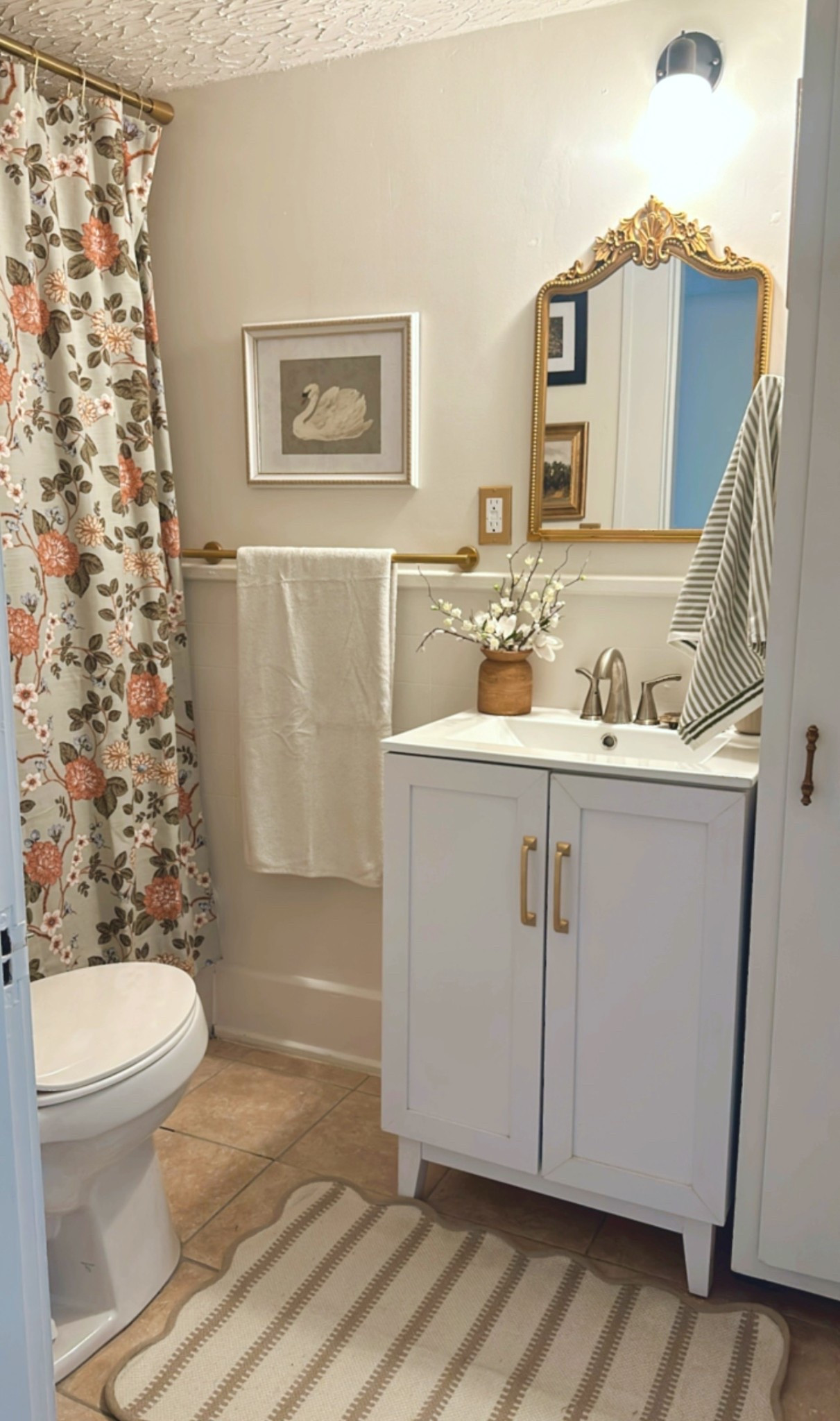 our guest bathroom is certainly still a work in progress.. but some cute prints and a beautiful shower curtain definitely tie it all together!!! 🤍🌸


#LTKKids #LTKFamily #LTKHome
